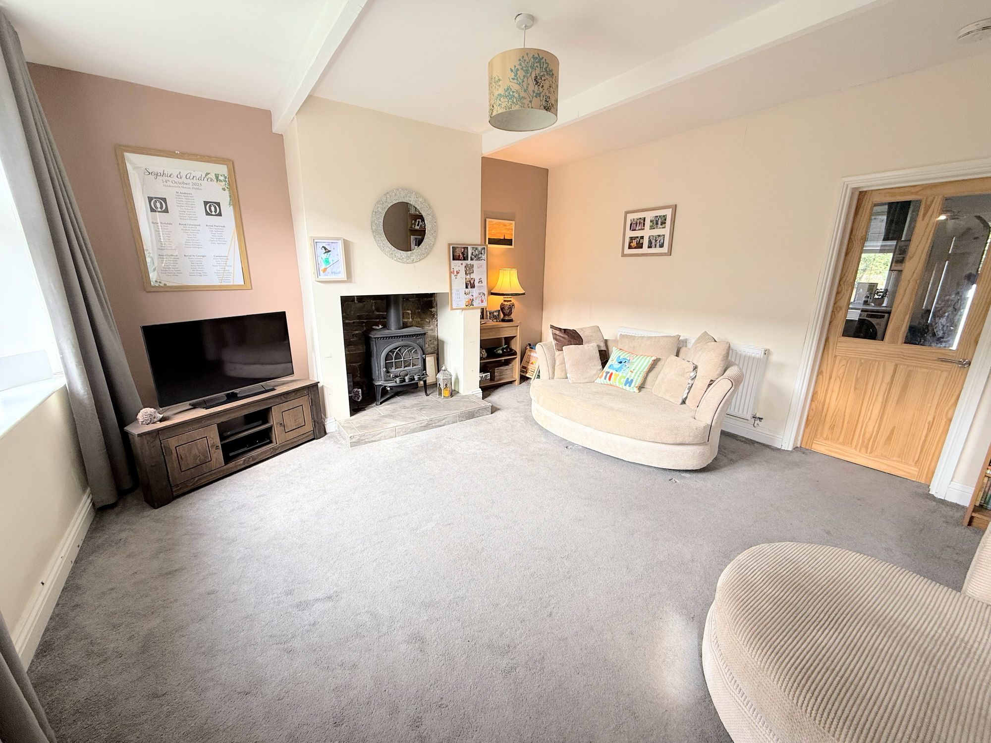 2 bed mid-terraced house for sale in Railway Terrace, Halifax  - Property Image 6