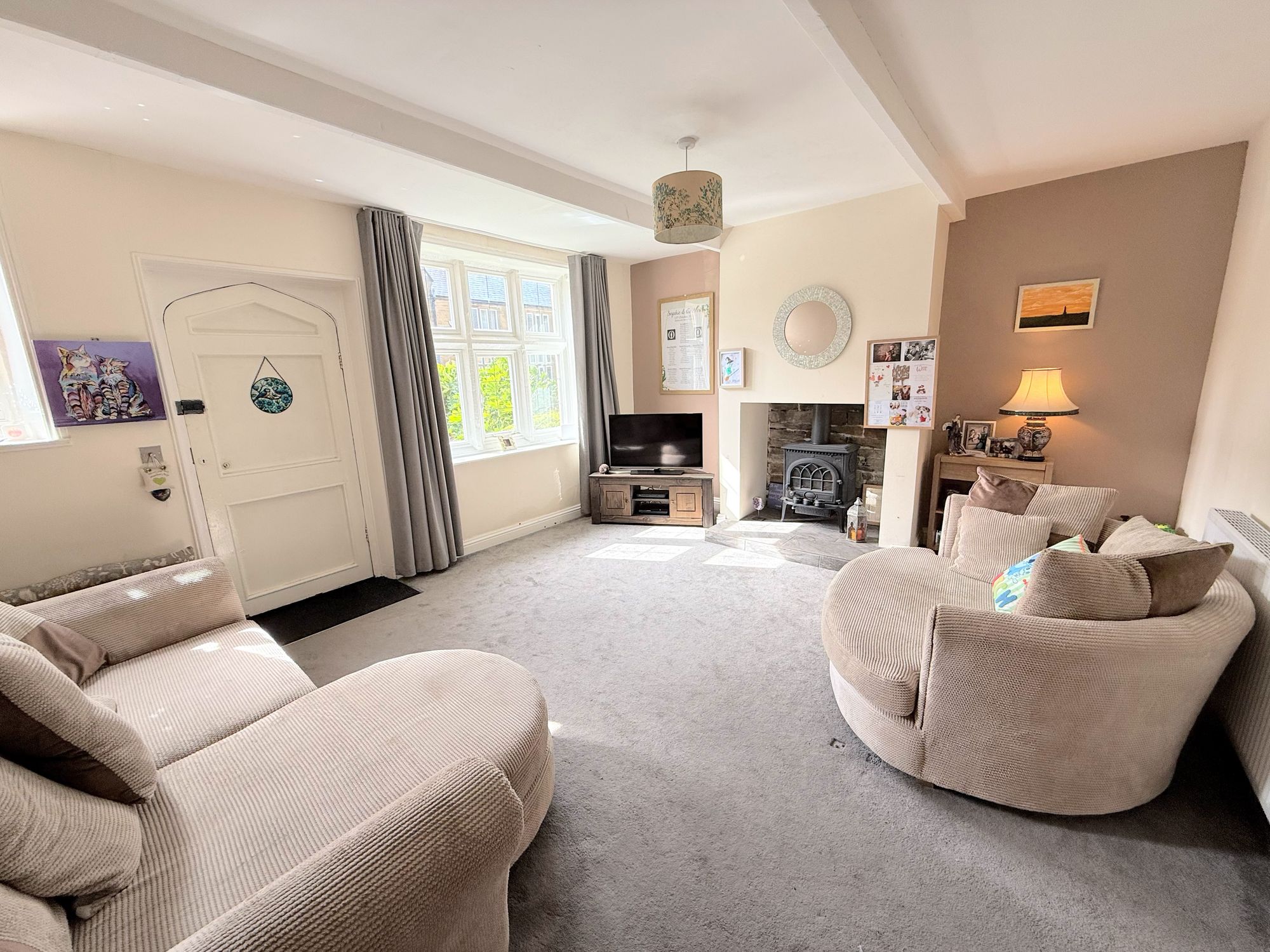 2 bed mid-terraced house for sale in Railway Terrace, Halifax  - Property Image 2
