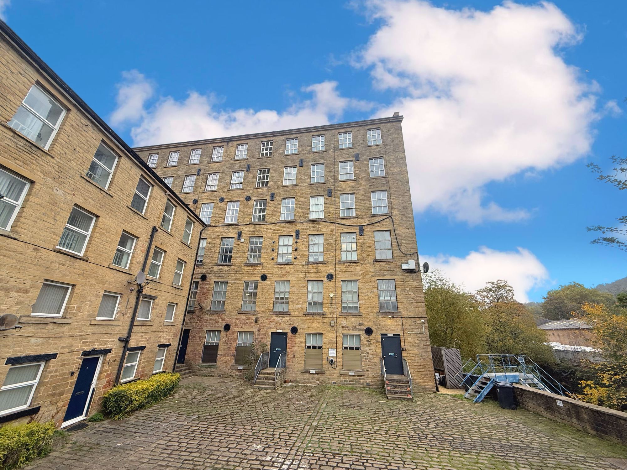2 bed apartment for sale in Wharf Street, Sowerby Bridge 3