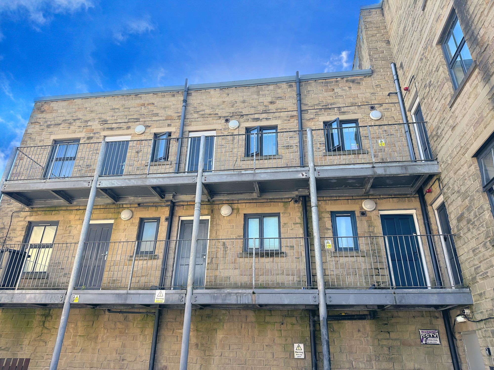 2 bed apartment to rent in Sunderland Street, Halifax  - Property Image 1