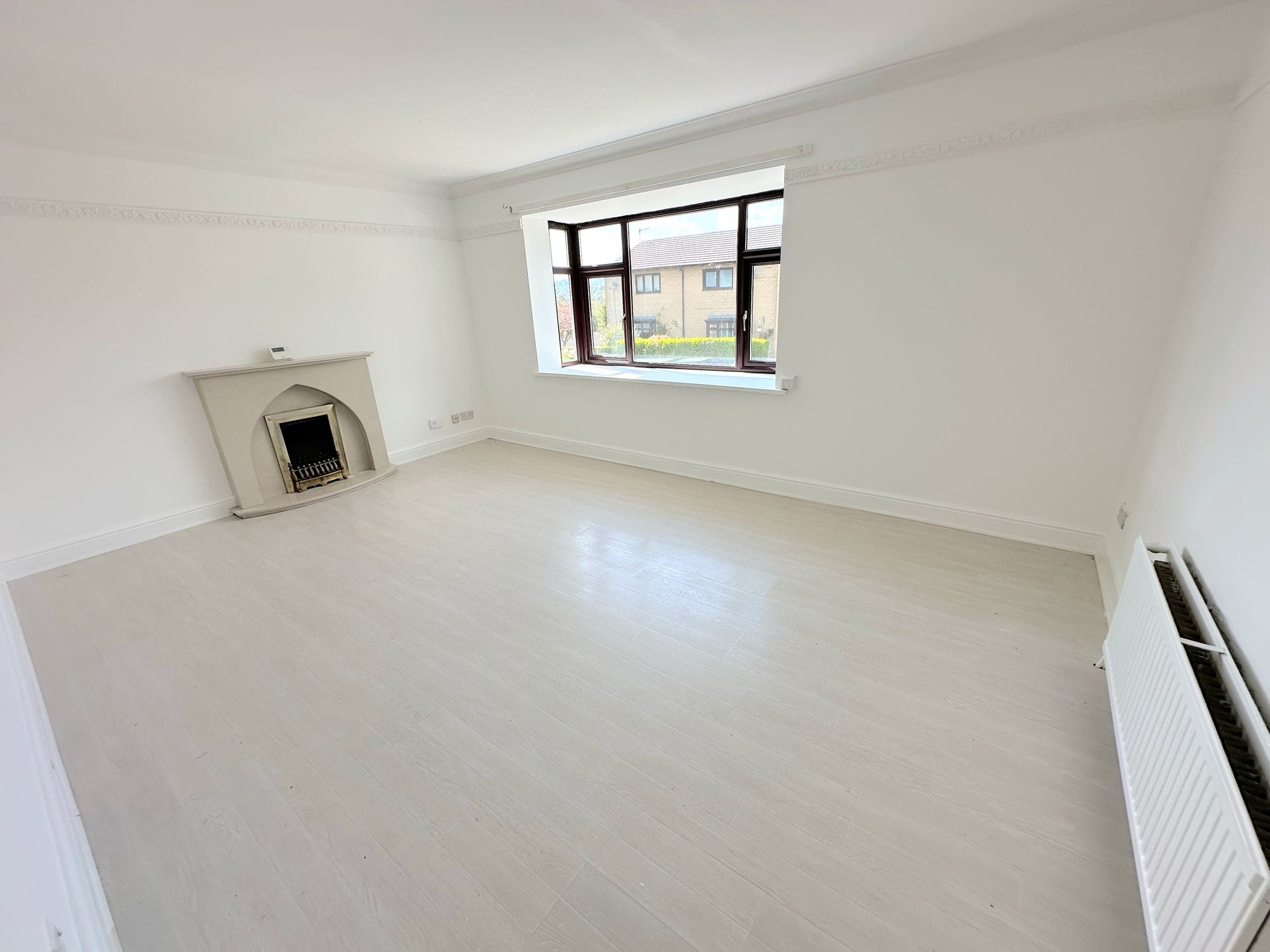 3 bed semi-detached house for sale in Roselee Close, Halifax  - Property Image 3