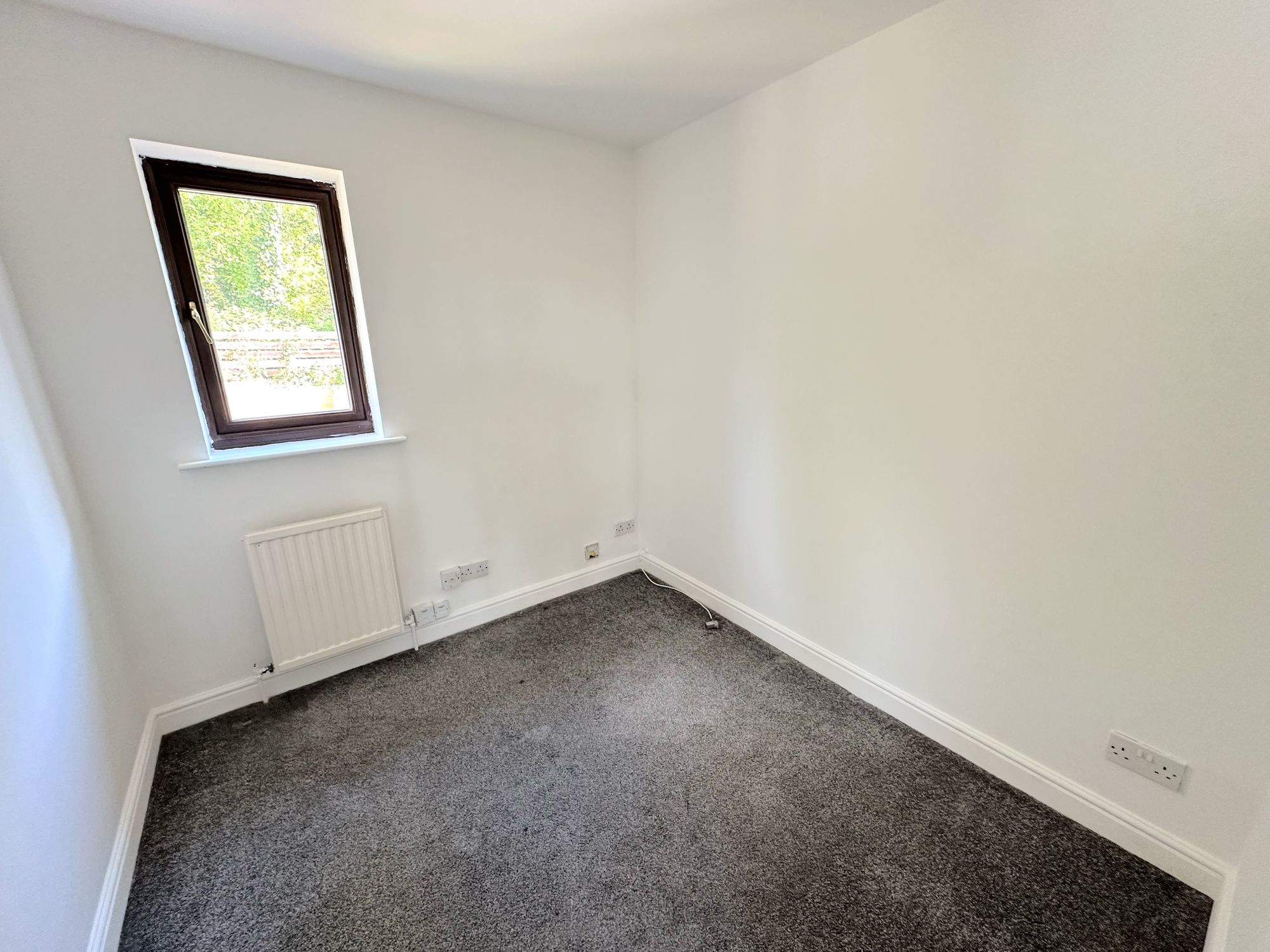 3 bed semi-detached house for sale in Roselee Close, Halifax  - Property Image 20