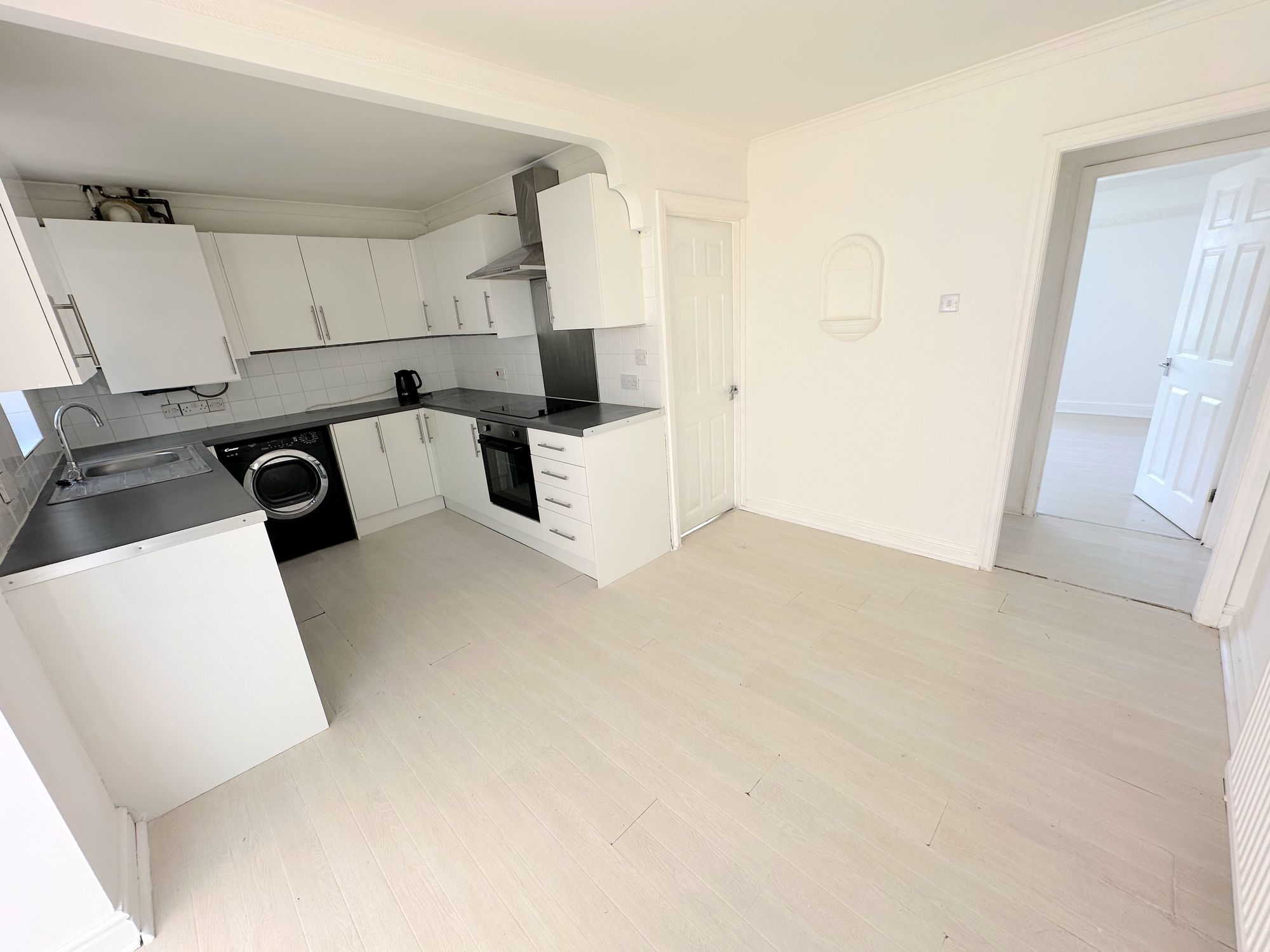 3 bed semi-detached house for sale in Roselee Close, Halifax  - Property Image 11