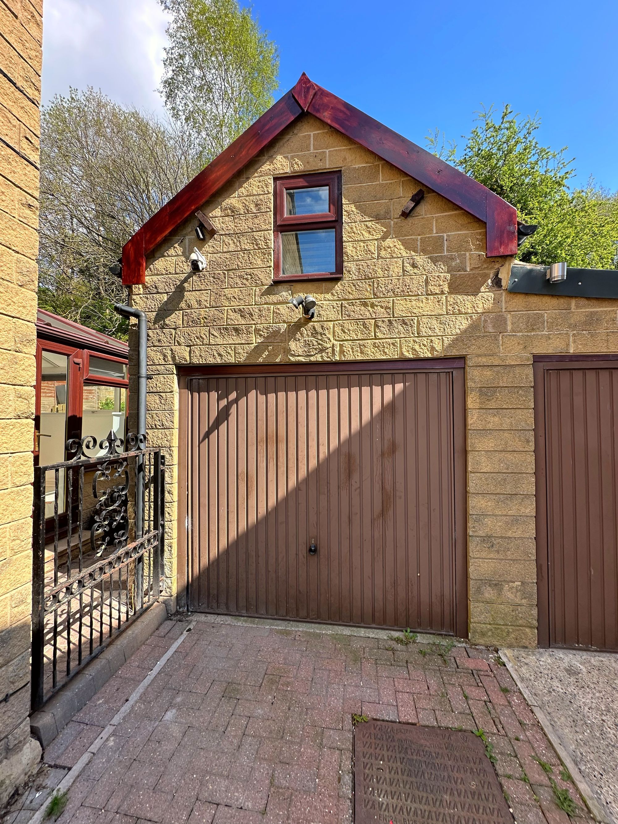 3 bed semi-detached house for sale in Roselee Close, Halifax  - Property Image 23