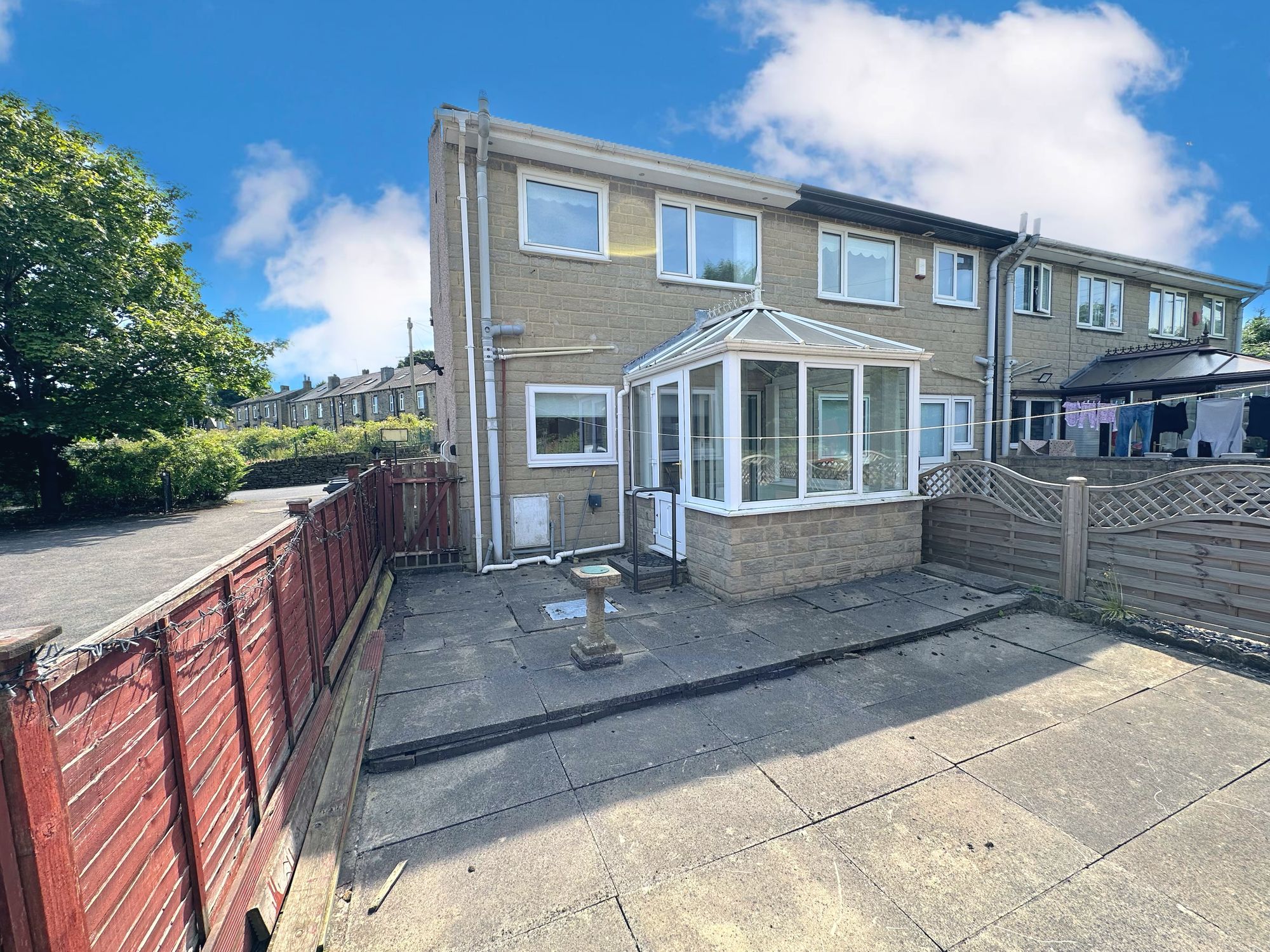 3 bed house for sale in Stretchgate Lane, Halifax  - Property Image 4