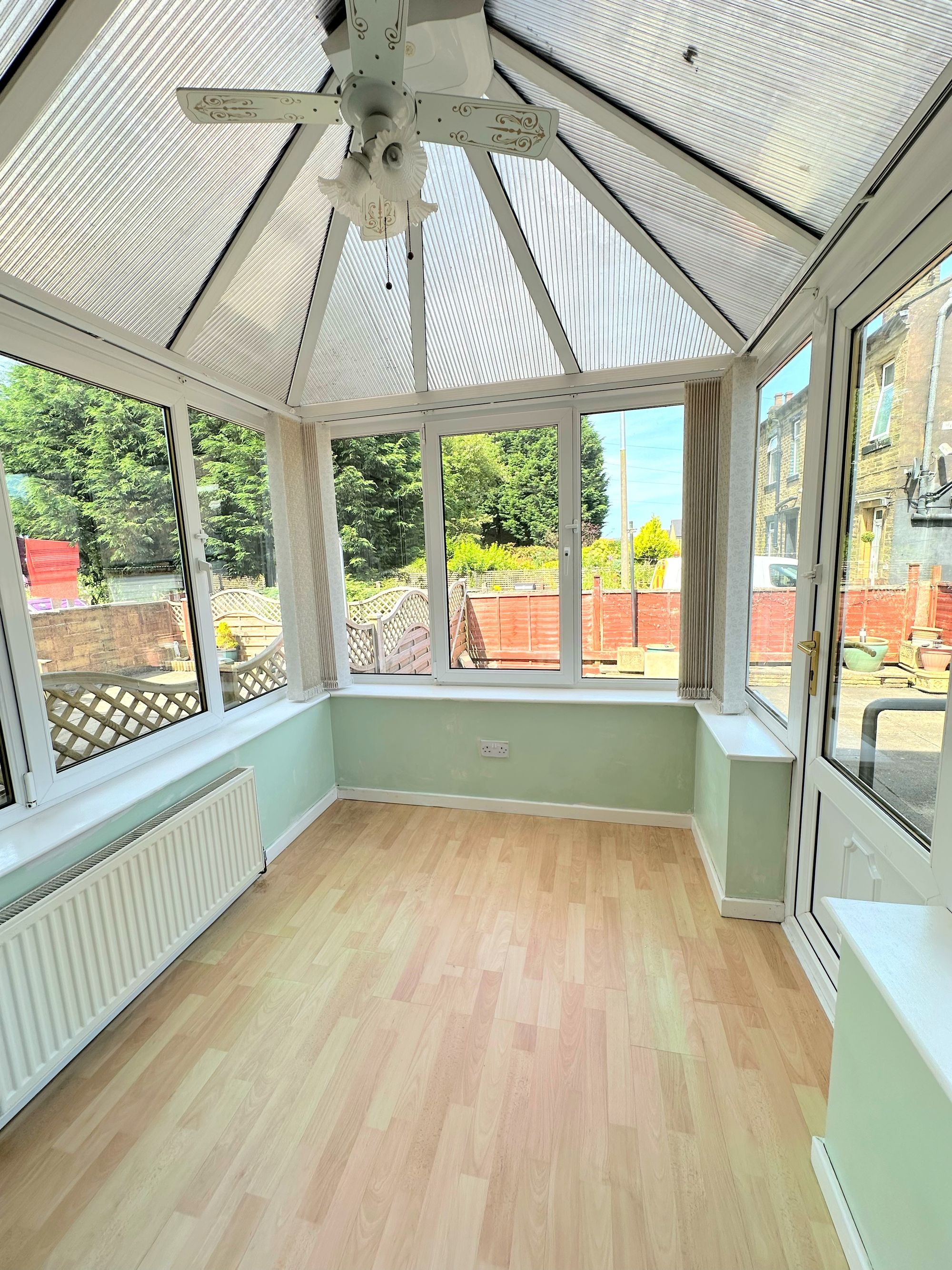 3 bed house for sale in Stretchgate Lane, Halifax  - Property Image 15