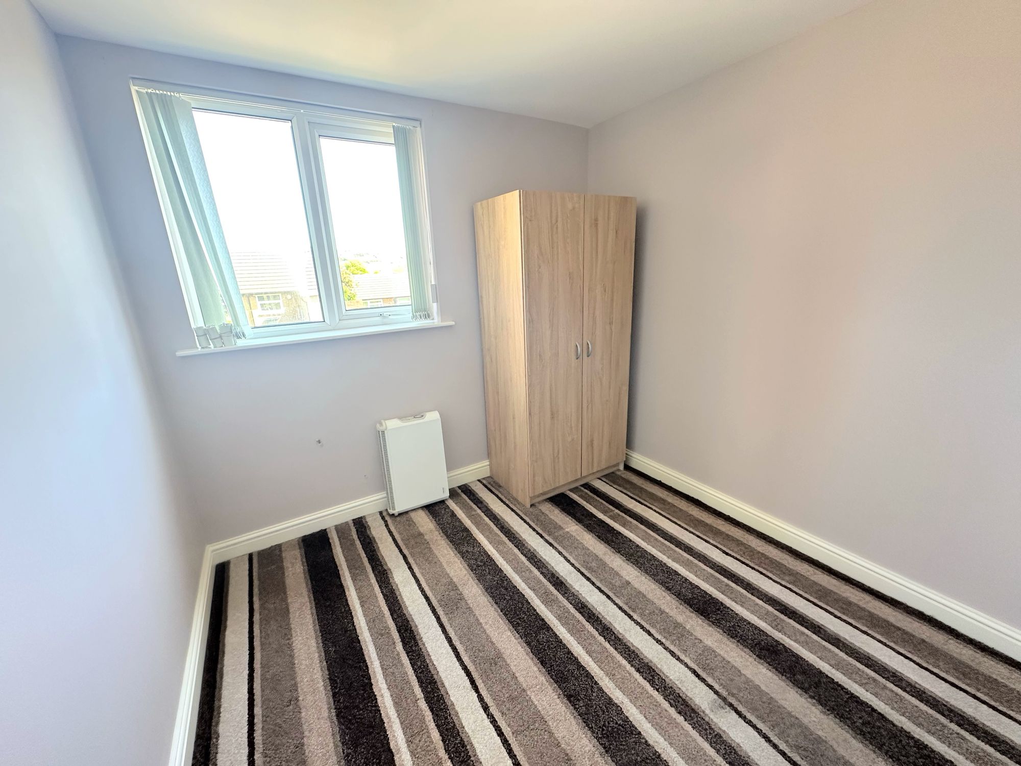 2 bed flat for sale in Cumberland Close, Halifax  - Property Image 15
