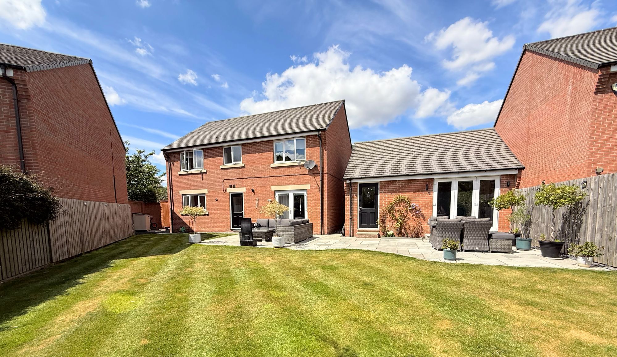 4 bed detached house for sale in Amelia Stewart Lane, Leeds  - Property Image 4