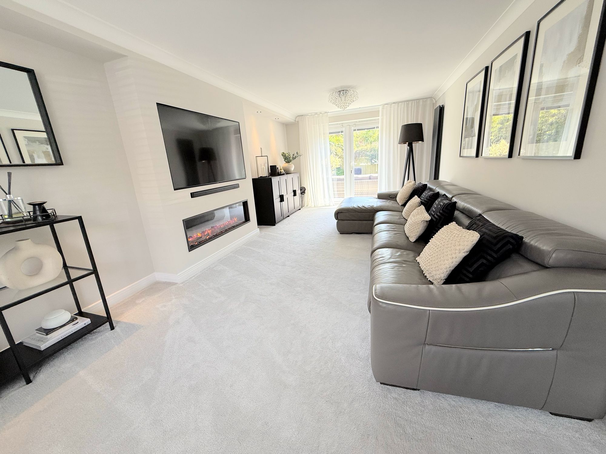 4 bed detached house for sale in Amelia Stewart Lane, Leeds  - Property Image 9