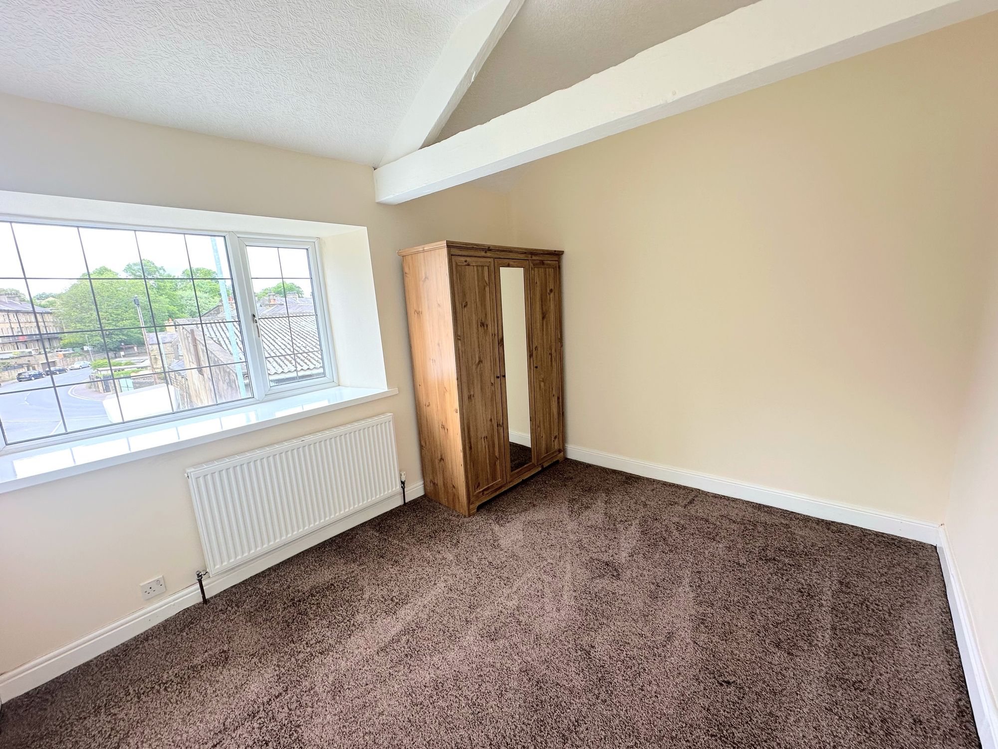 2 bed flat to rent in Savile Park Street, Halifax  - Property Image 4