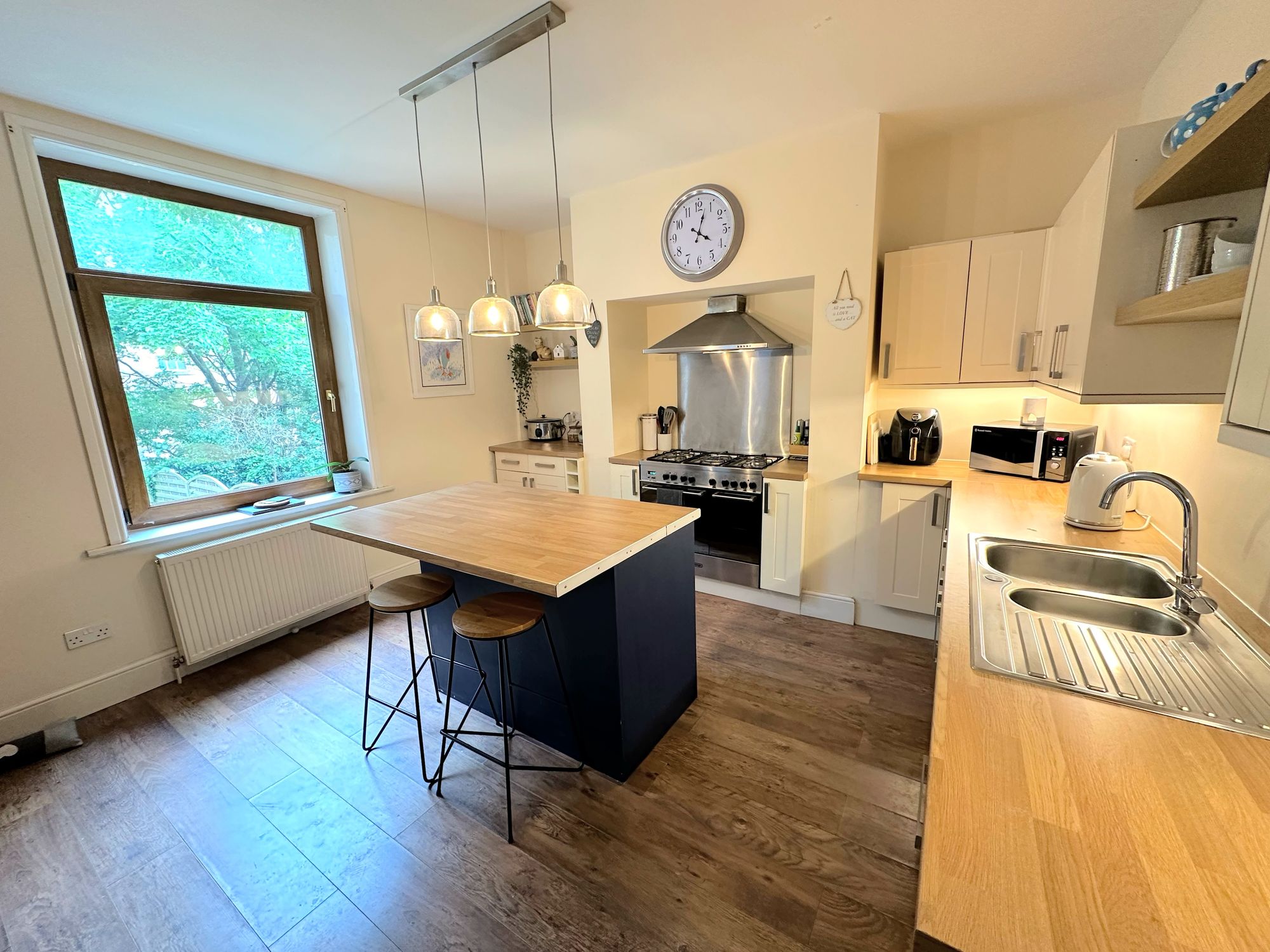 4 bed house for sale in Orion Place, Sowerby Bridge  - Property Image 3