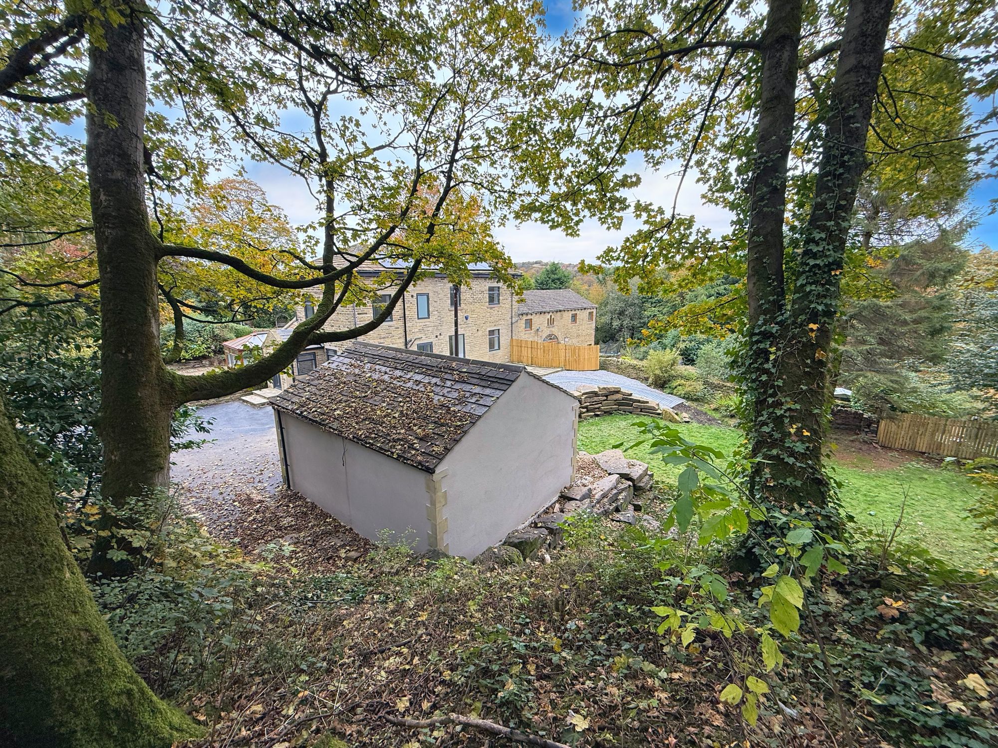 4 bed house for sale in Ovenden Wood, Halifax  - Property Image 42