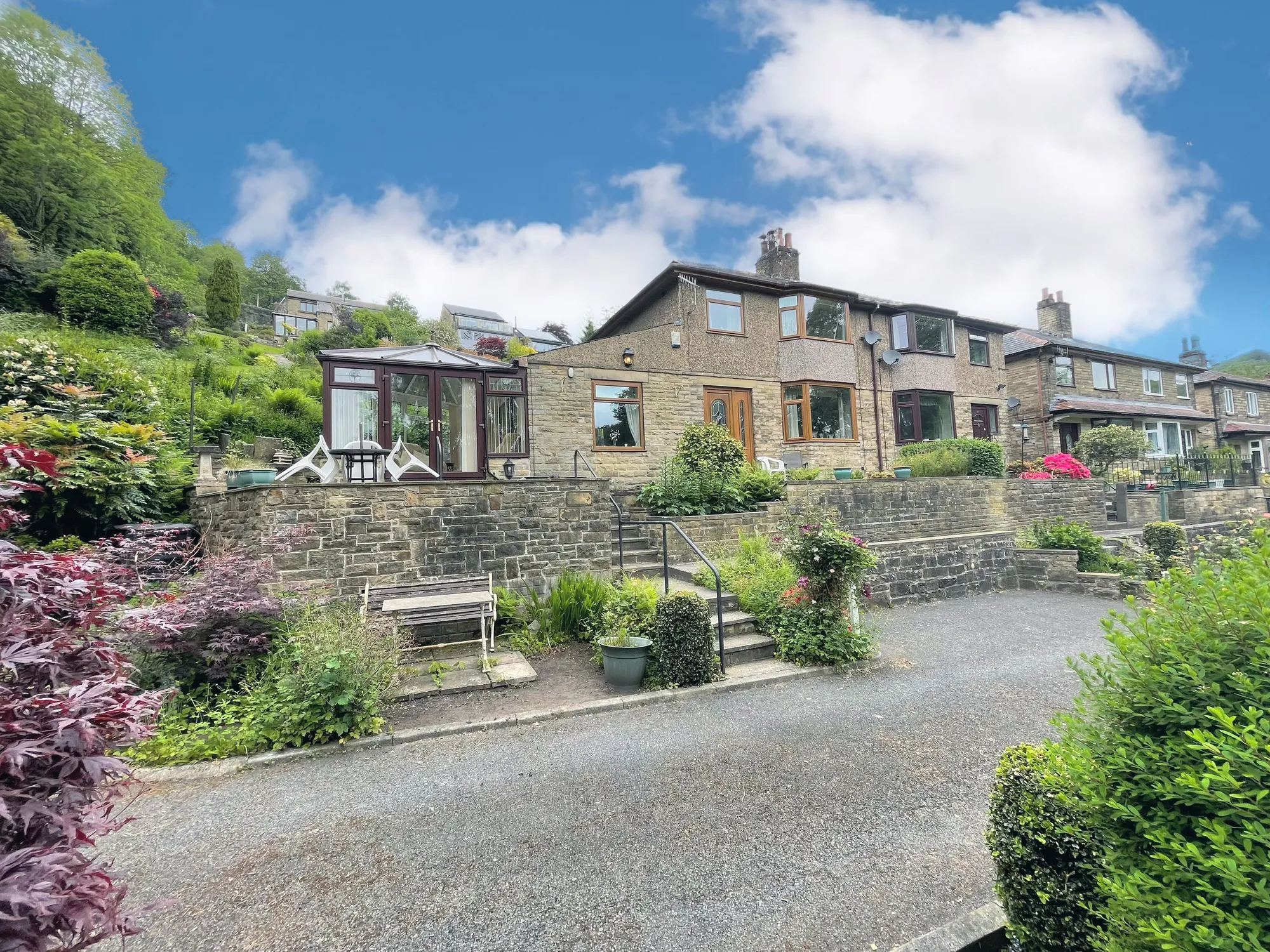 3 bed semi-detached house for sale in Mayfield Road, Hebden Bridge - Property Image 1