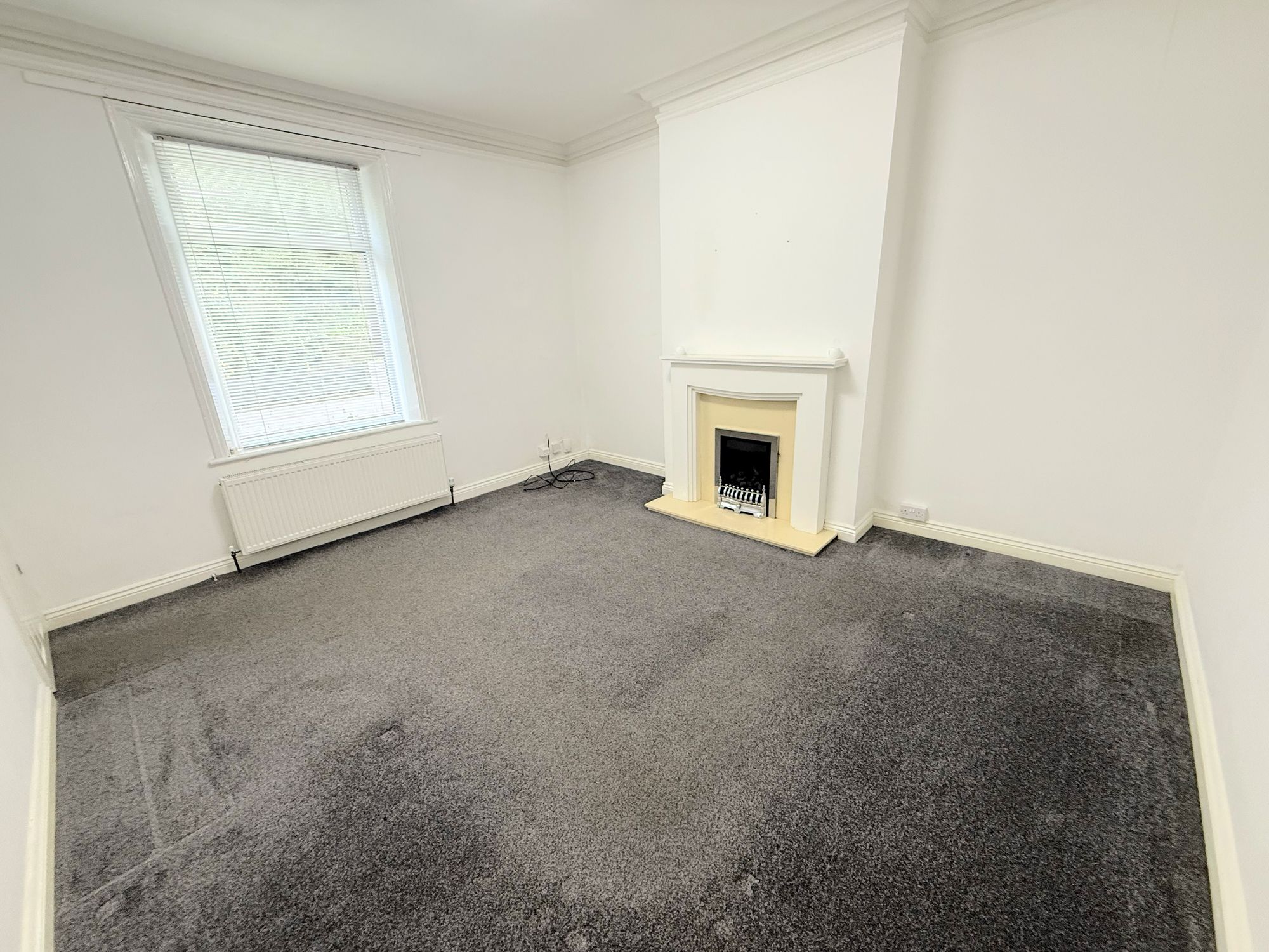 2 bed mid-terraced house for sale in Crossley Terrace South, Halifax 5