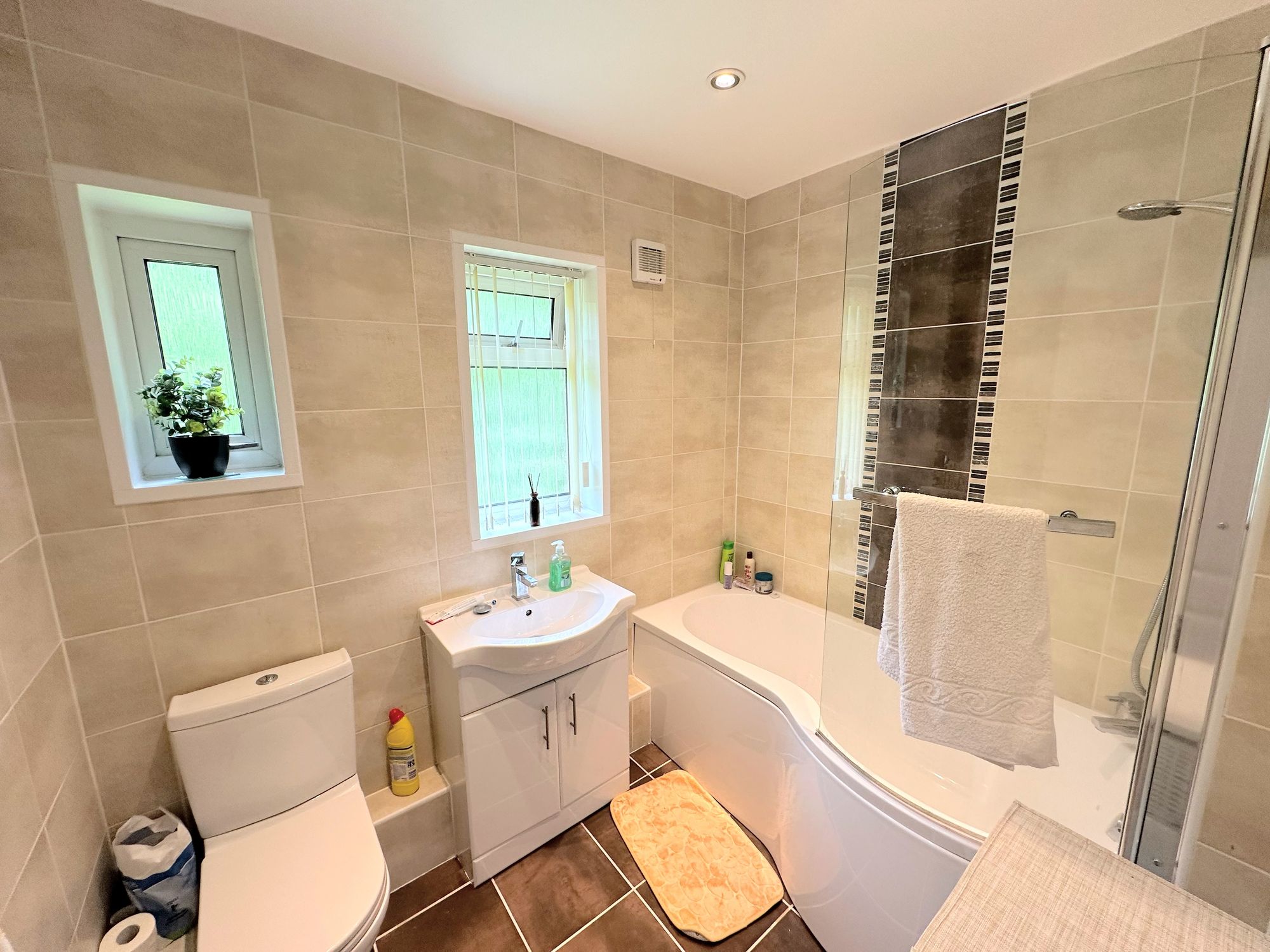 2 bed apartment to rent in Willowfield Crescent, Halifax  - Property Image 15