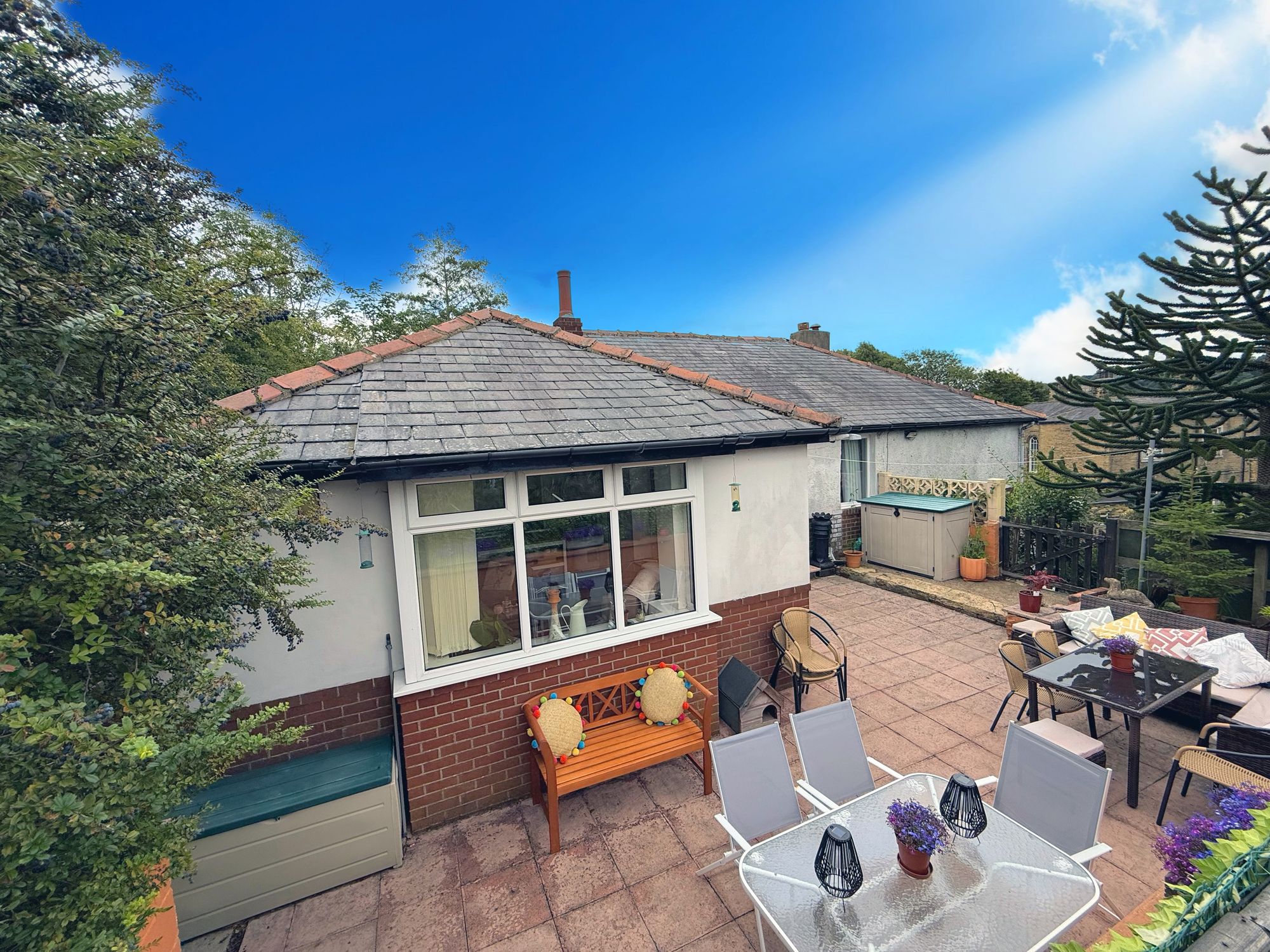 4 bed detached house for sale in Lane Ends, Halifax  - Property Image 4