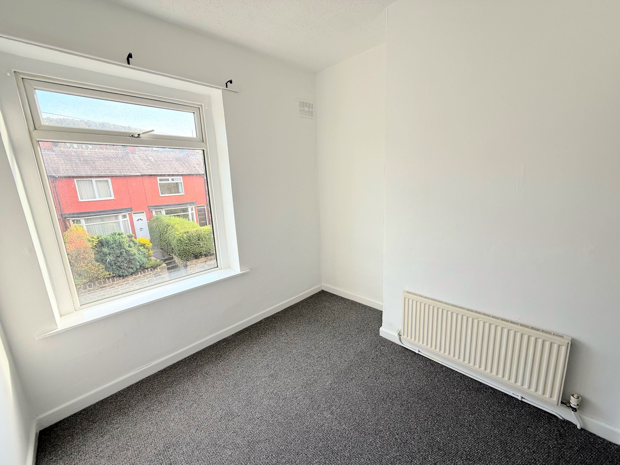 3 bed mid-terraced house for sale in Whitegate Road, Halifax 15