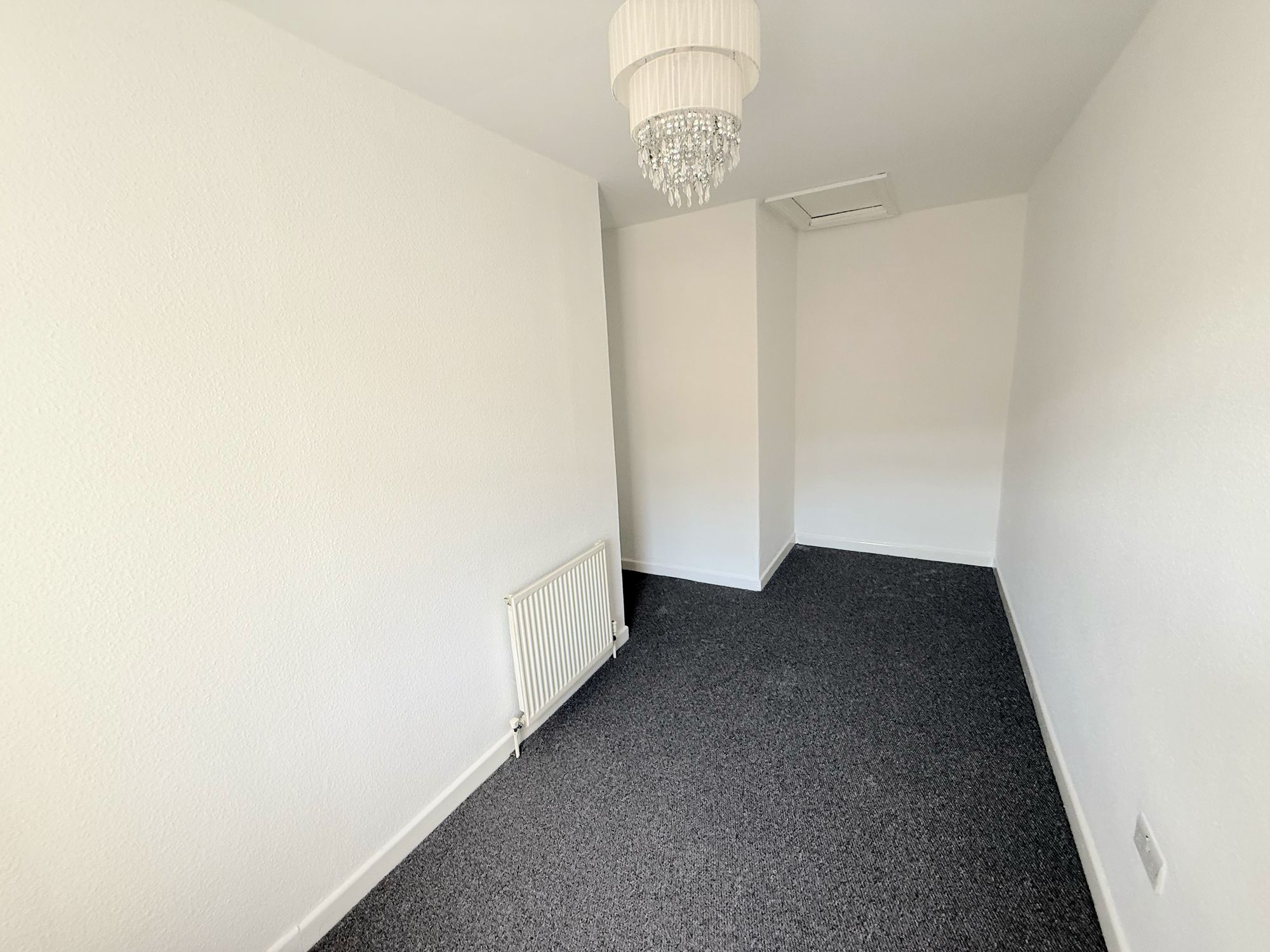 3 bed mid-terraced house for sale in Whitegate Road, Halifax 18