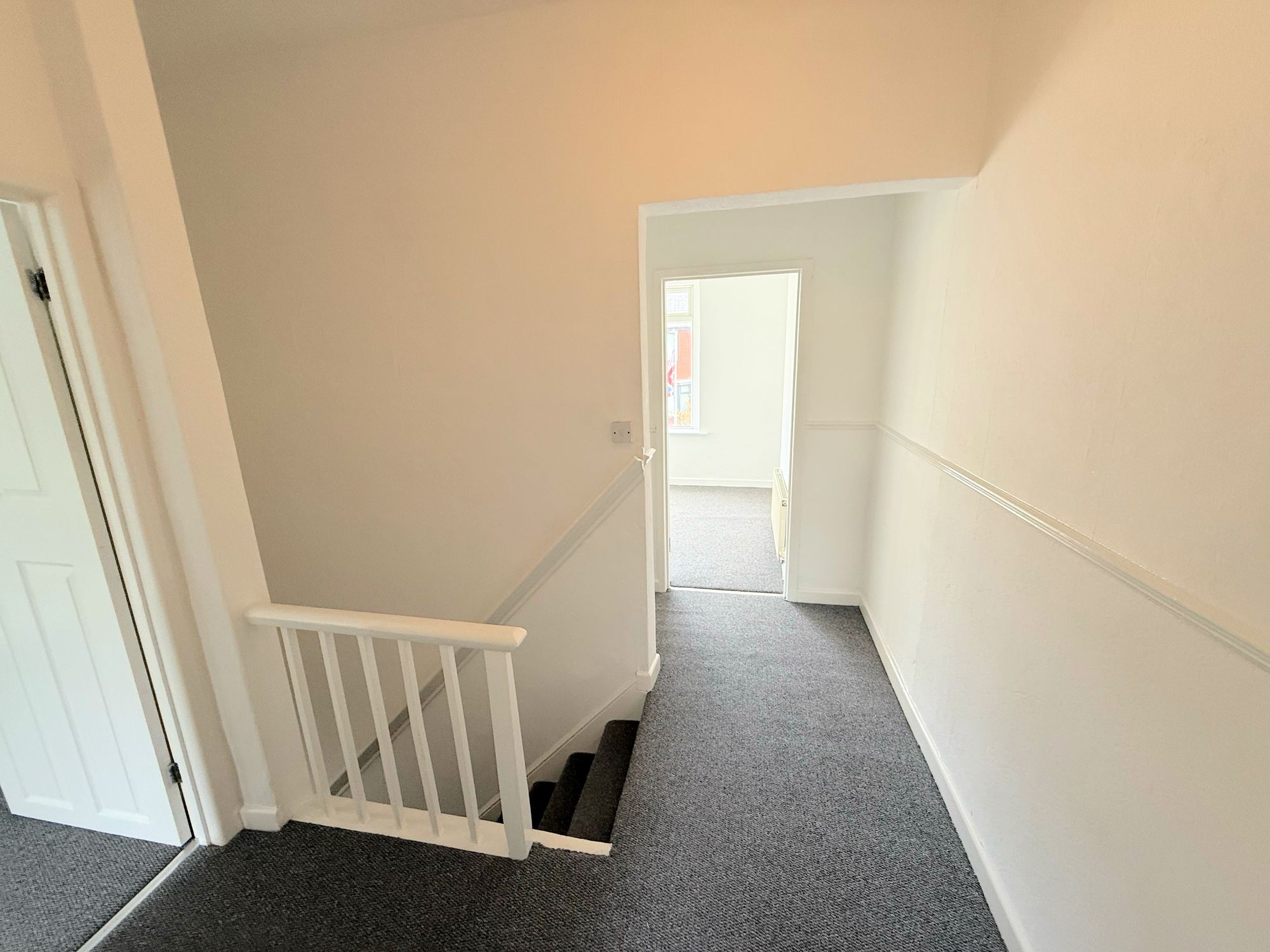 3 bed mid-terraced house for sale in Whitegate Road, Halifax 10