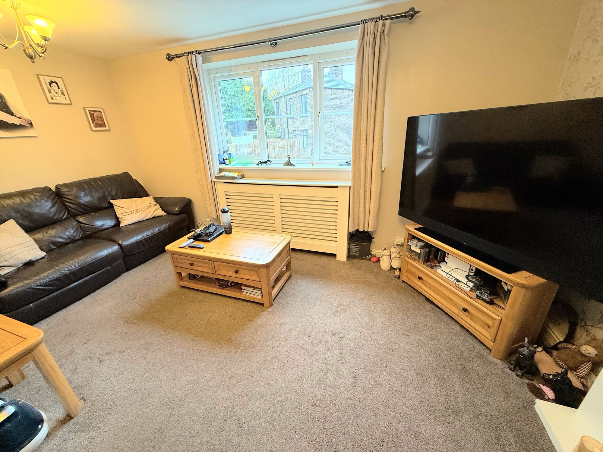 3 bed semi-detached house for sale in Anvil Court, Halifax  - Property Image 11