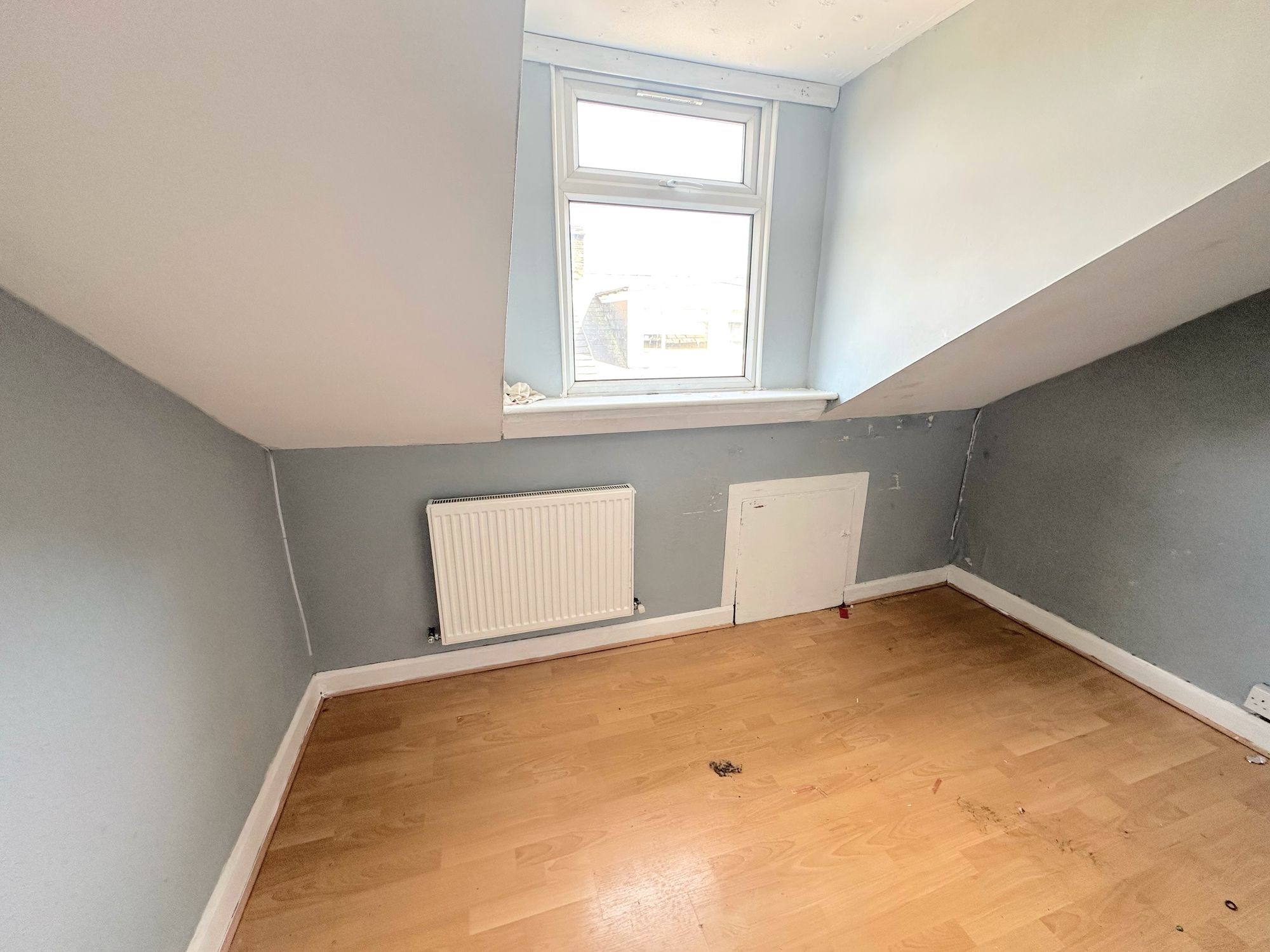 3 bed end of terrace house for sale in Byron Street, Halifax  - Property Image 10
