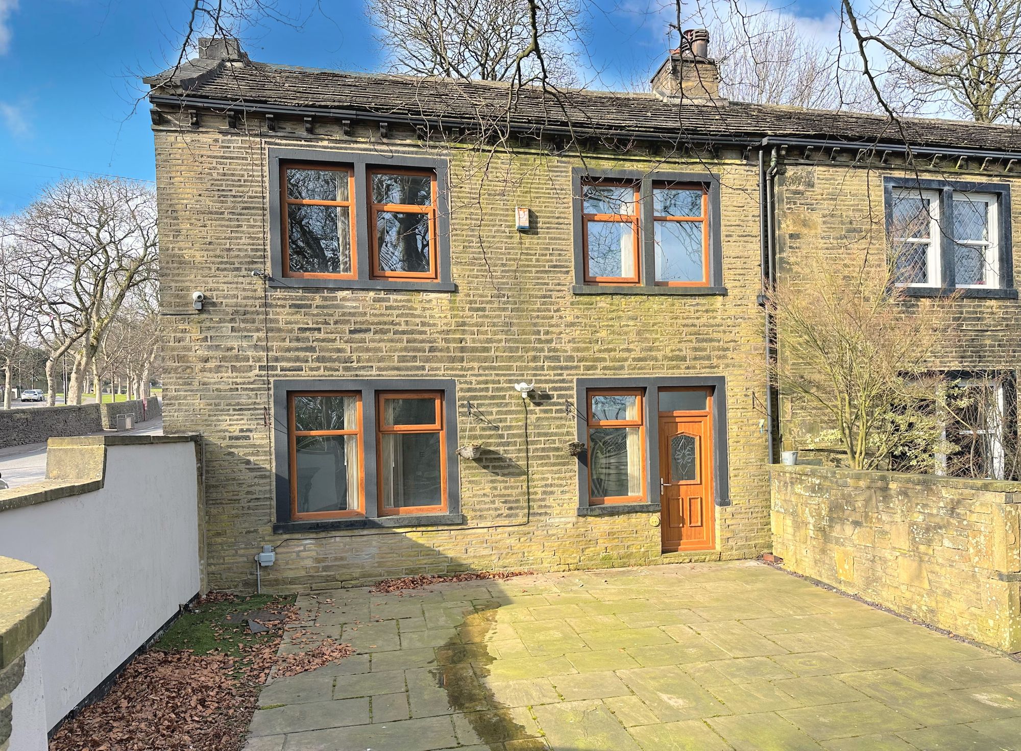 3 bed semi-detached house for sale in Keighley Road, Halifax  - Property Image 1