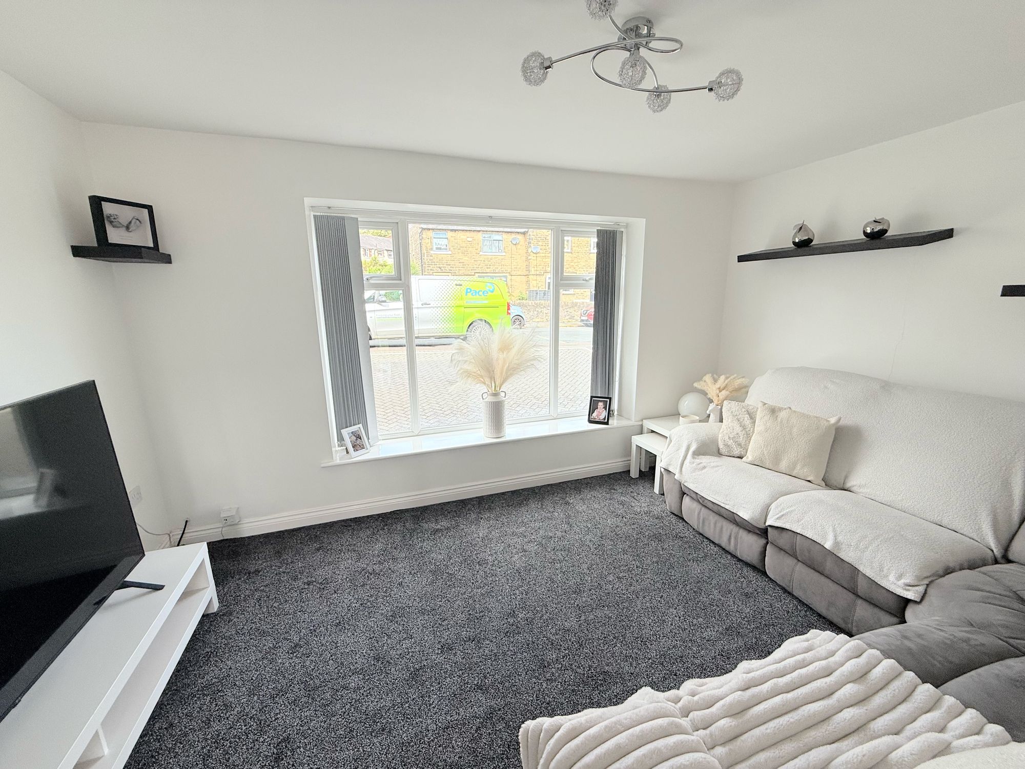 3 bed semi-detached house for sale in Beechwood Road, Halifax  - Property Image 8