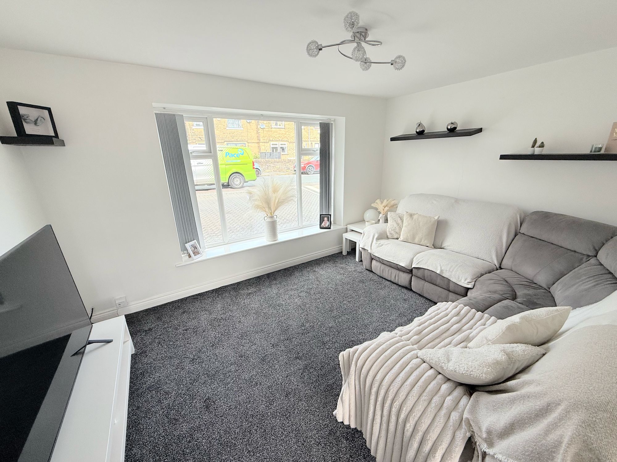 3 bed semi-detached house for sale in Beechwood Road, Halifax  - Property Image 2