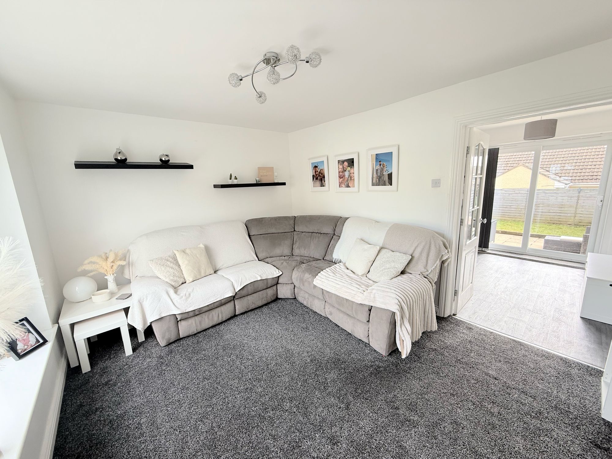 3 bed semi-detached house for sale in Beechwood Road, Halifax  - Property Image 11