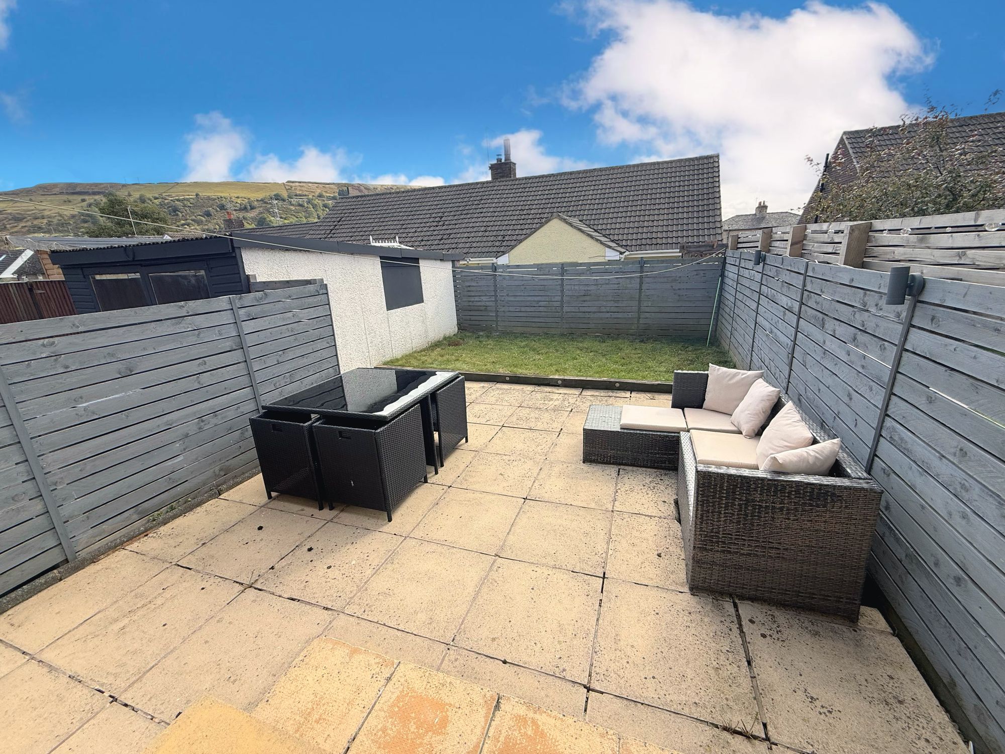 3 bed semi-detached house for sale in Beechwood Road, Halifax  - Property Image 33