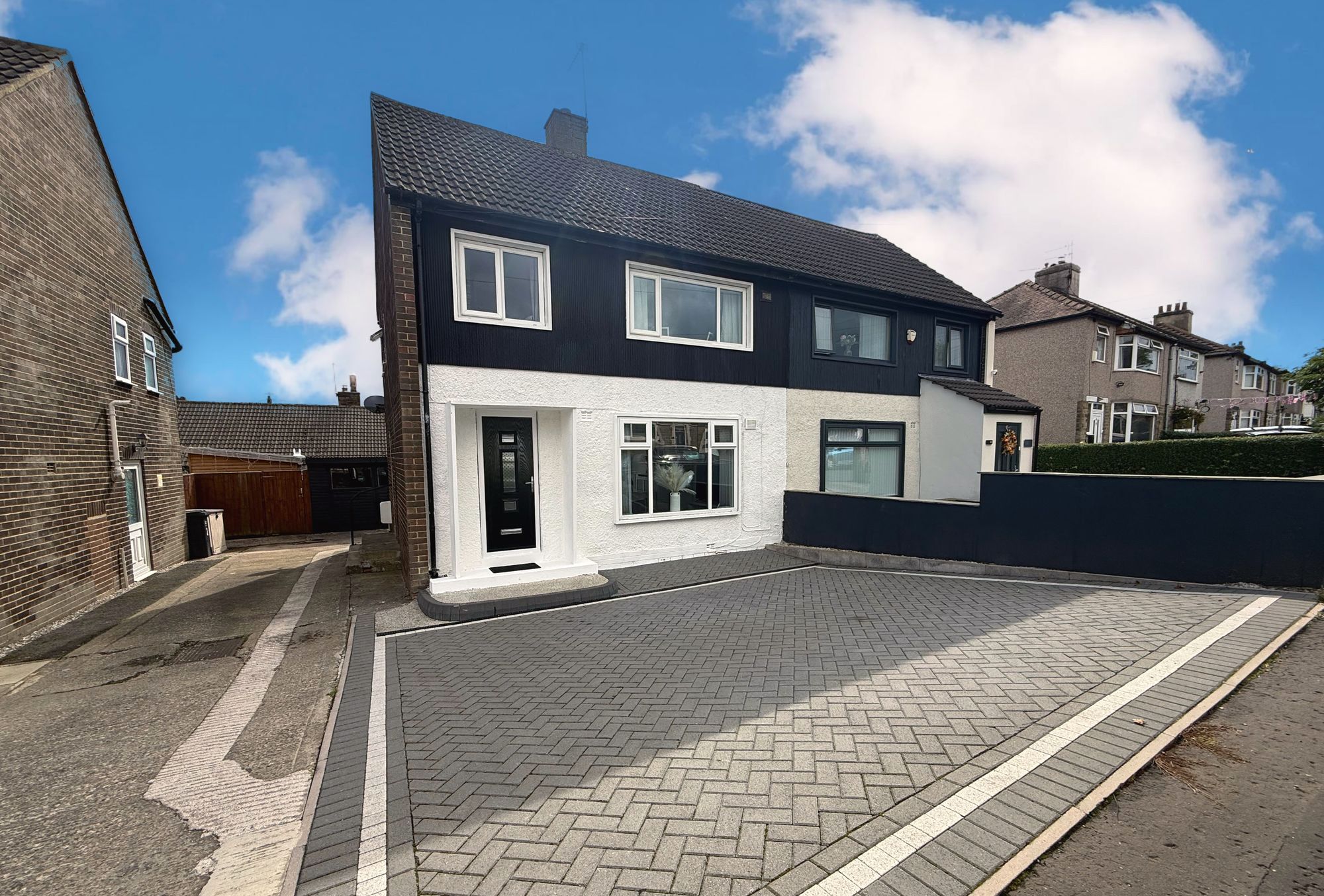 3 bed semi-detached house for sale in Beechwood Road, Halifax  - Property Image 5