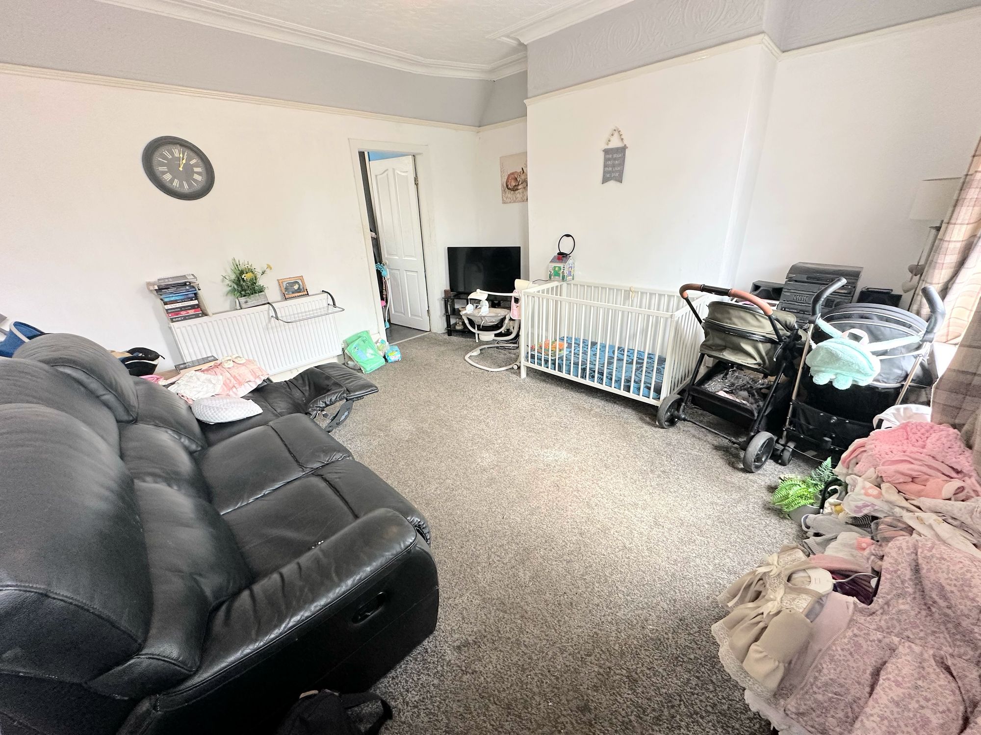 2 bed mid-terraced house for sale in Claremount Road, Halifax 6