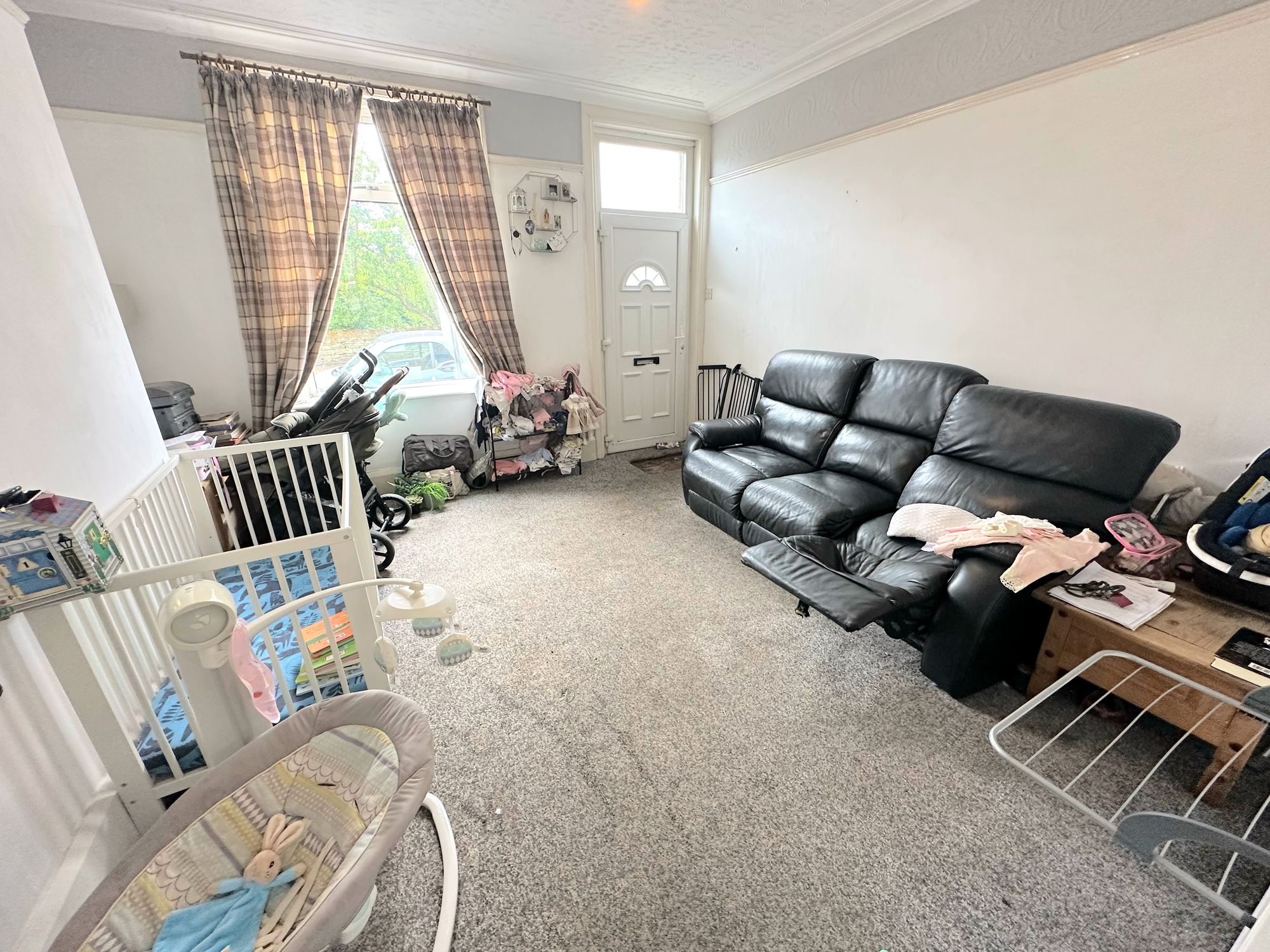 2 bed mid-terraced house for sale in Claremount Road, Halifax 1
