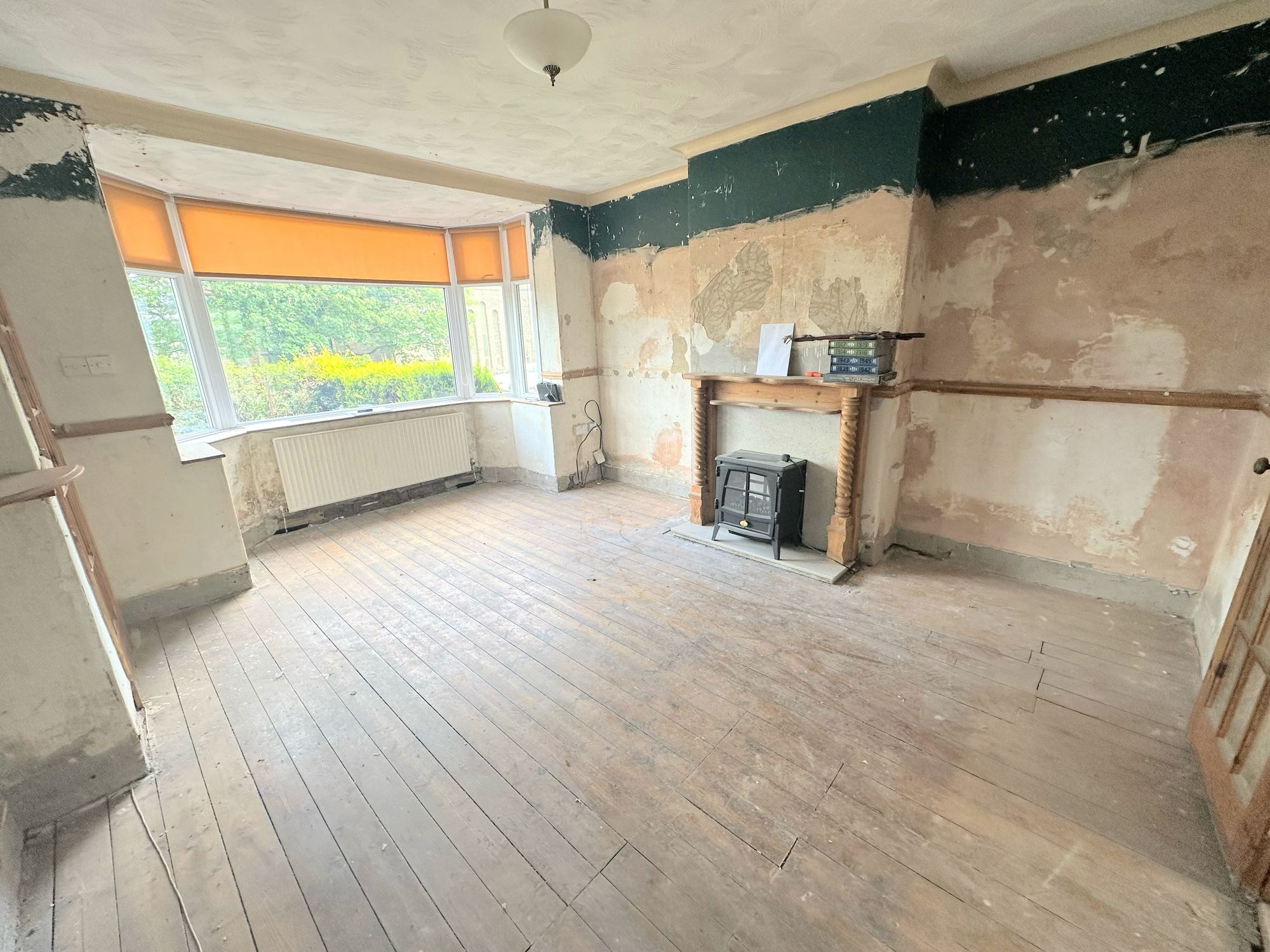 3 bed semi-detached house for sale in Moorlands Crescent, Halifax  - Property Image 2