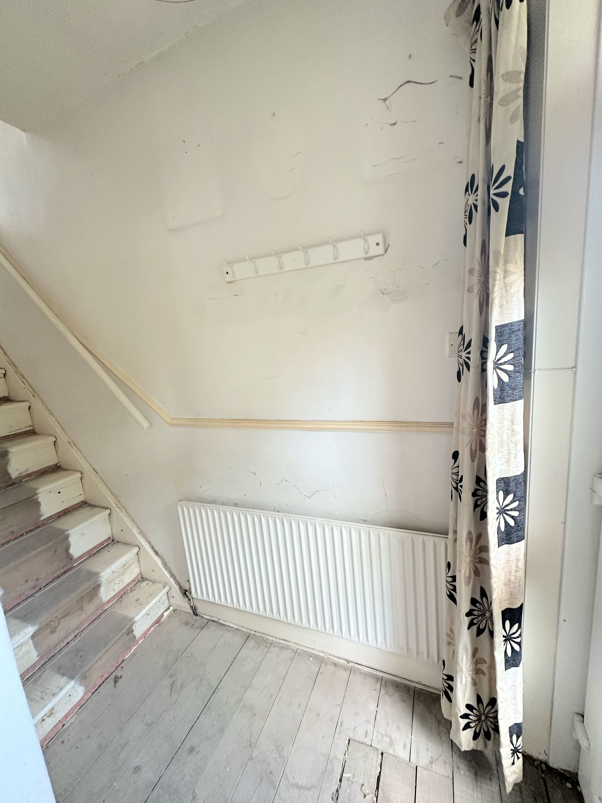 3 bed semi-detached house for sale in Moorlands Crescent, Halifax  - Property Image 8