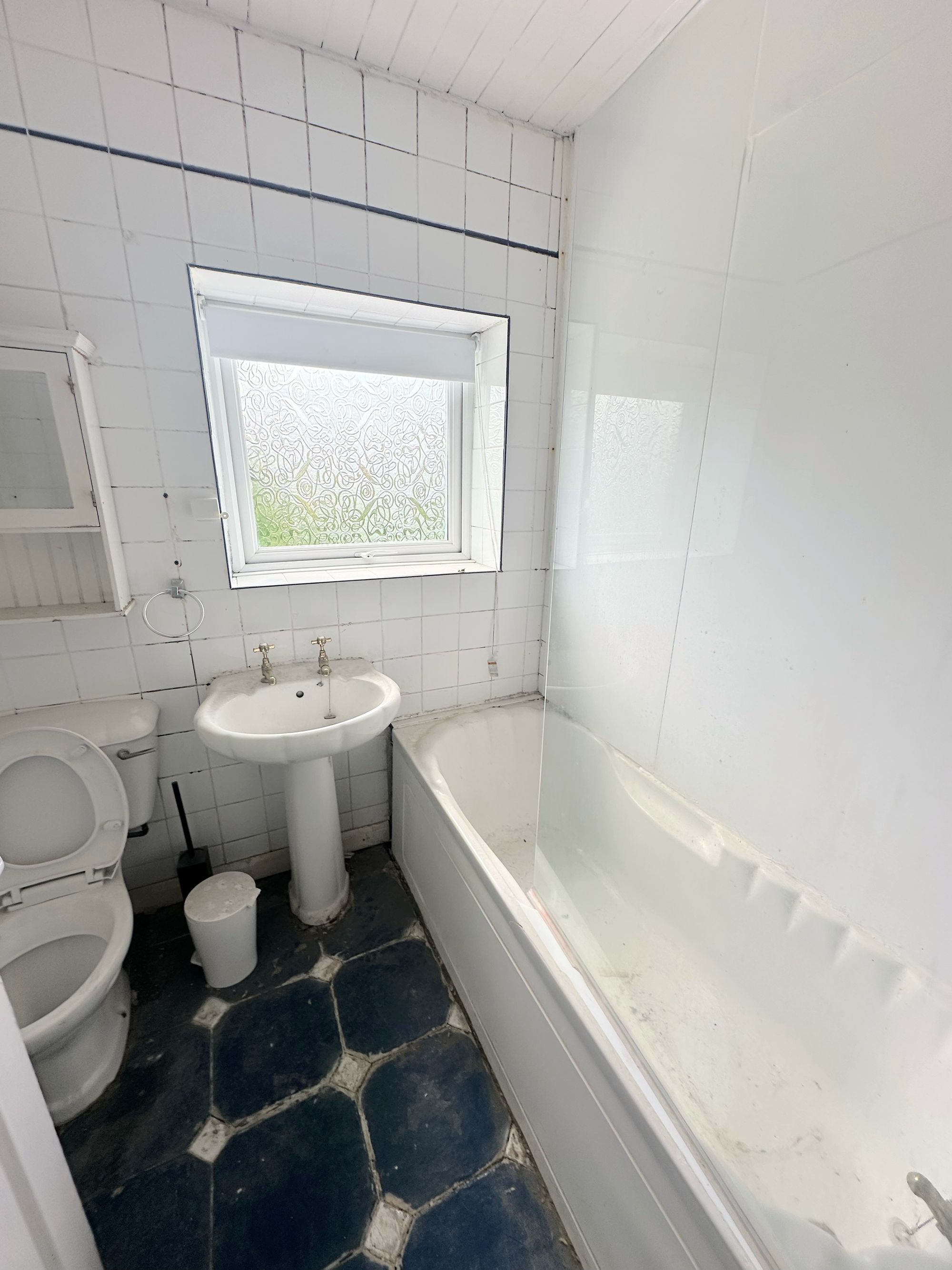 3 bed semi-detached house for sale in Moorlands Crescent, Halifax  - Property Image 21