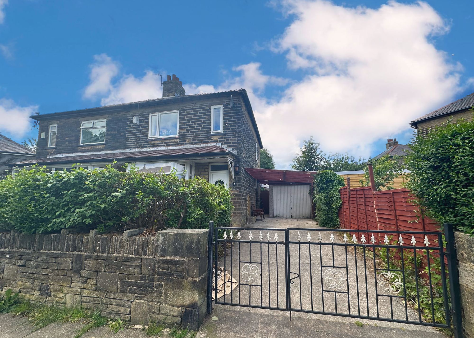 3 bed semi-detached house for sale in Moorlands Crescent, Halifax, HX2