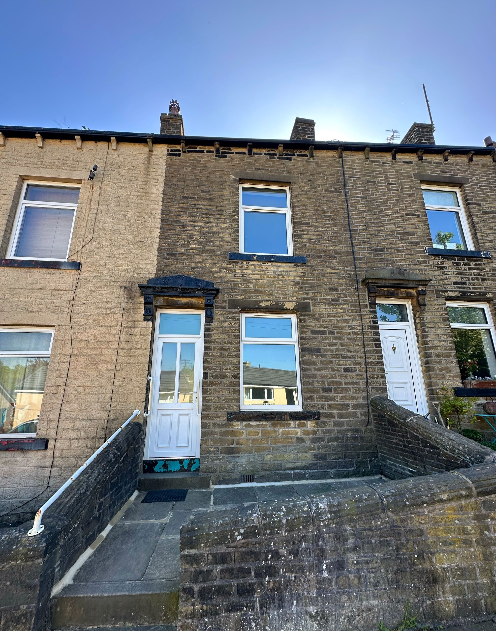 4 bed mid-terraced house to rent in Boston Street, Sowerby Bridge  - Property Image 1