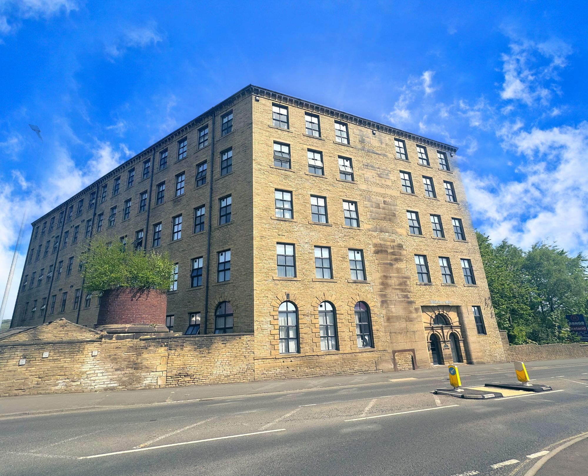 2 bed apartment for sale in Pellon Lane, Halifax - Property Image 1