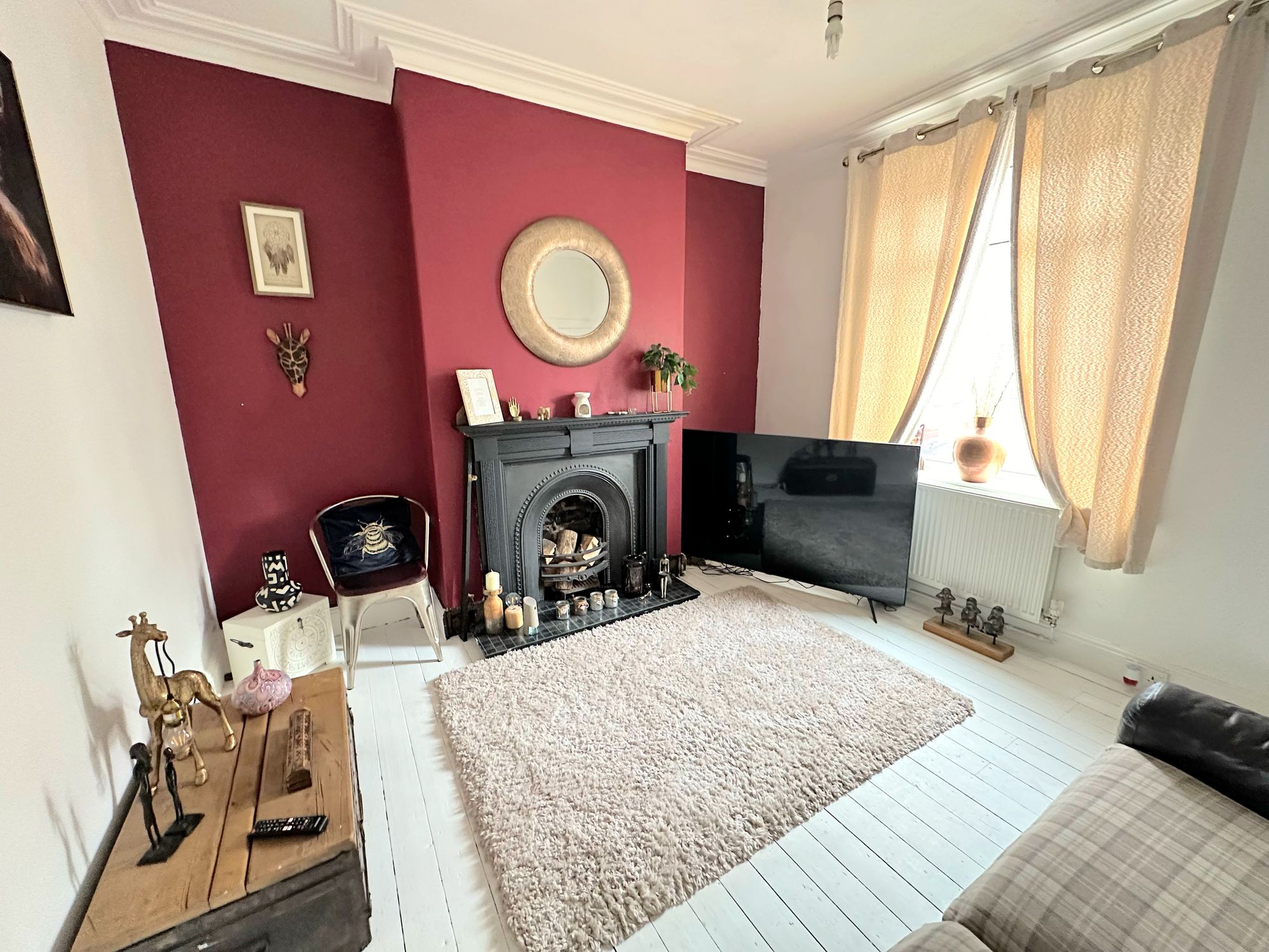 2 bed terraced house for sale in Woodside Crescent, Halifax  - Property Image 2