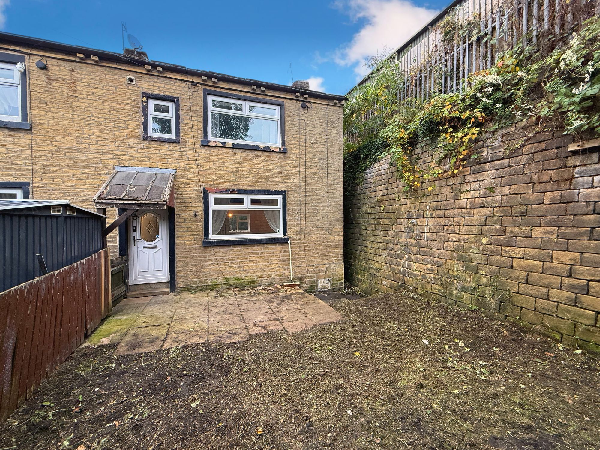 2 bed end of terrace house for sale in Spindle Street, Halifax  - Property Image 5