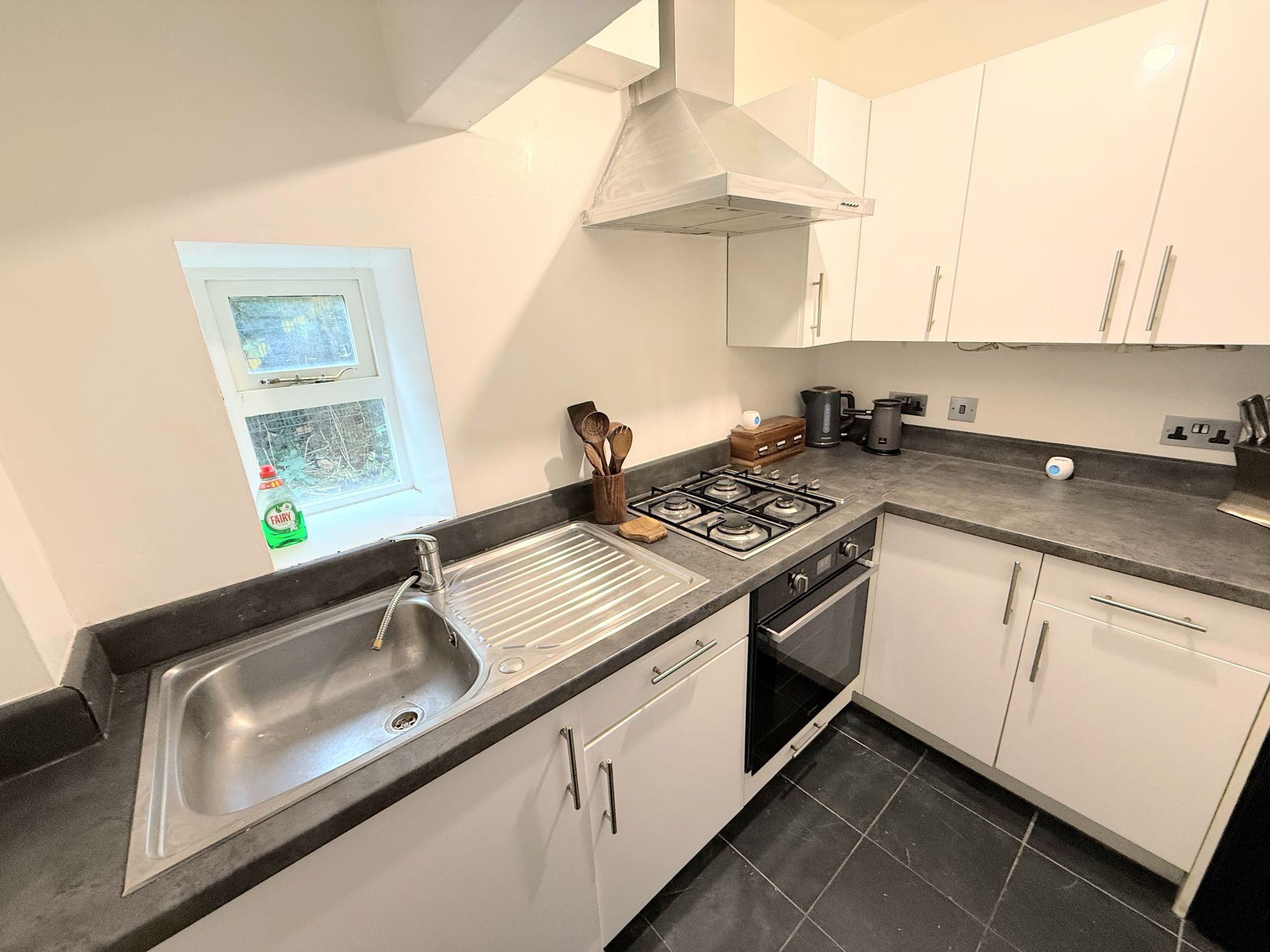 2 bed end of terrace house for sale in Spindle Street, Halifax  - Property Image 13