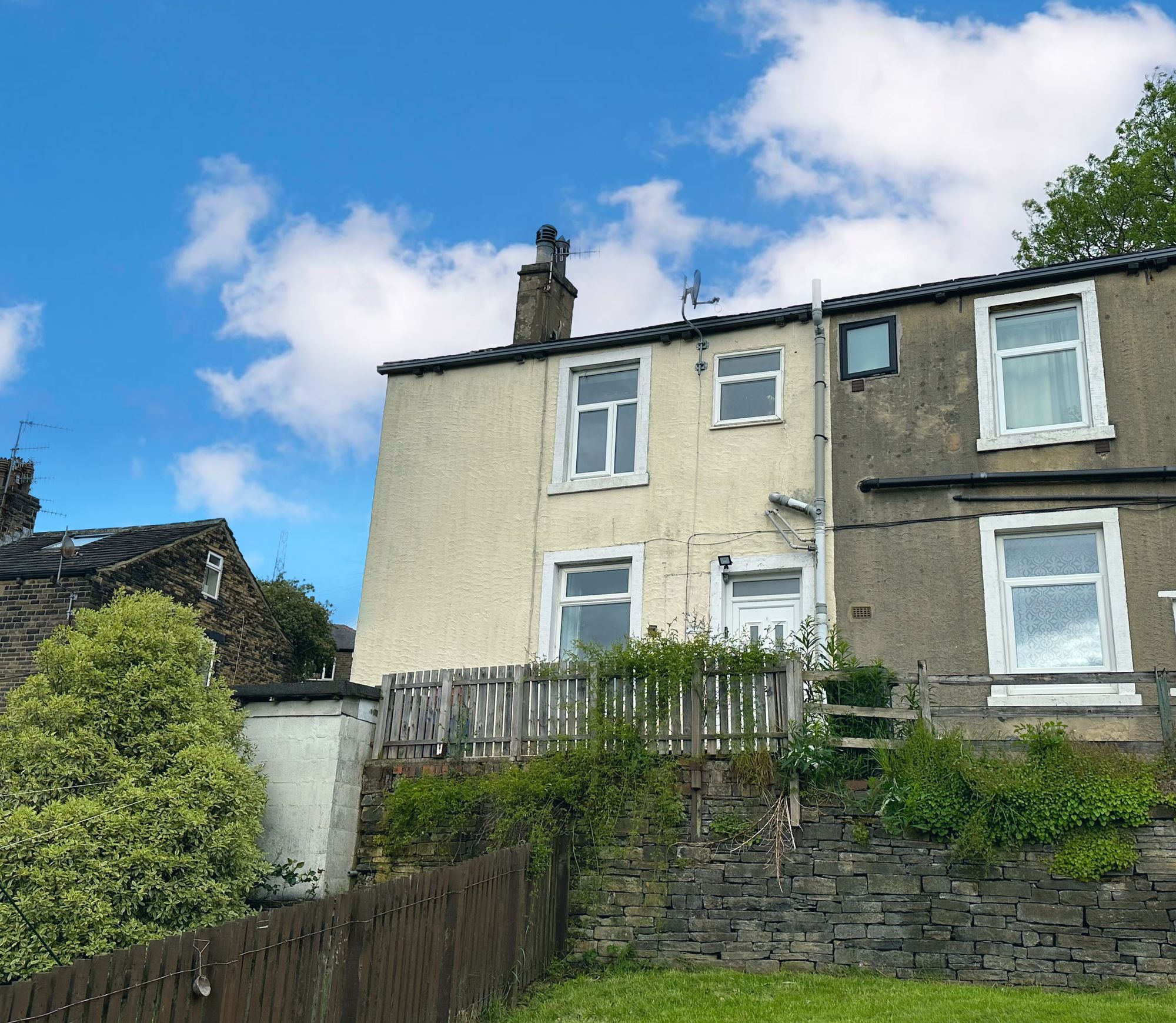 2 bed house for sale in Upper Range, Halifax  - Property Image 1