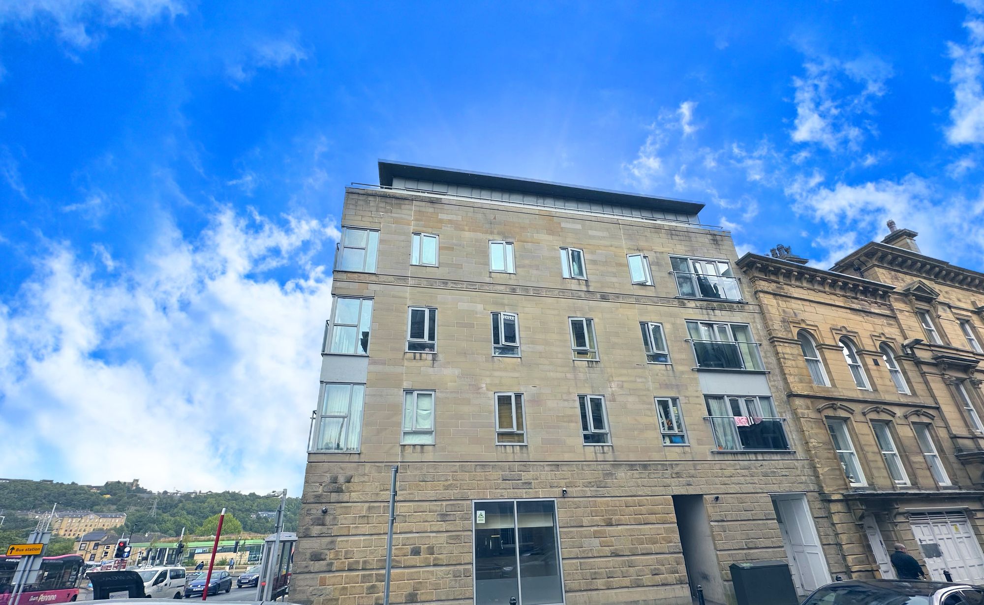 2 bed apartment for sale in Town Hall Street East, Halifax  - Property Image 5