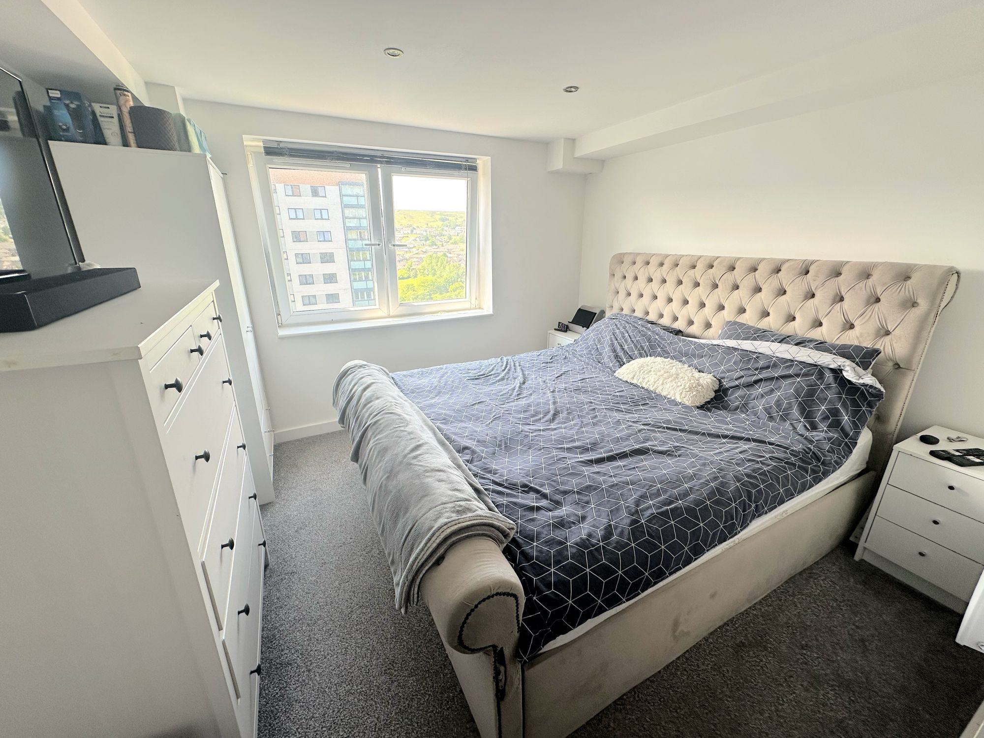 2 bed apartment for sale in Wheatley Court, Halifax  - Property Image 4