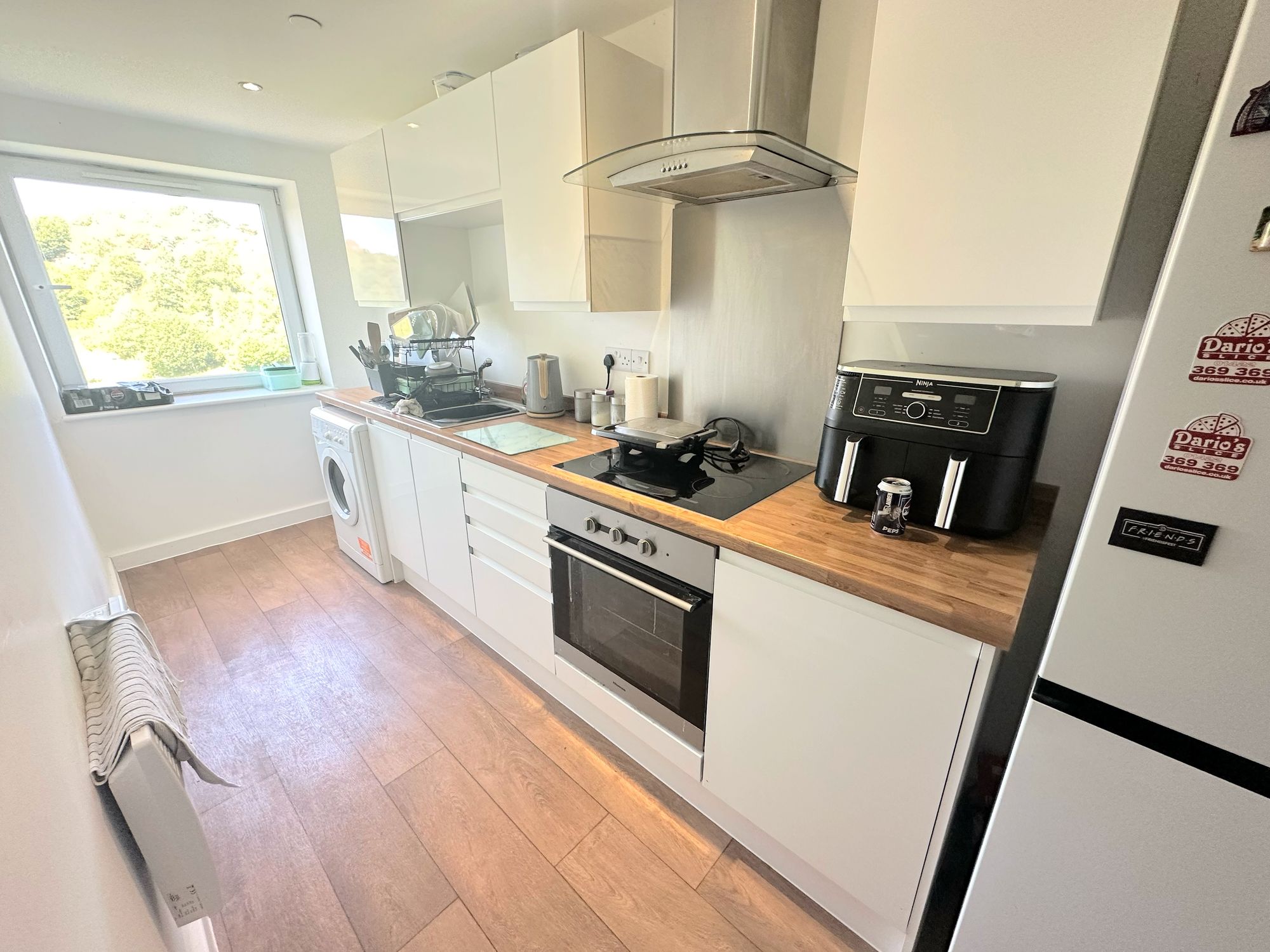 2 bed apartment for sale in Wheatley Court, Halifax  - Property Image 2