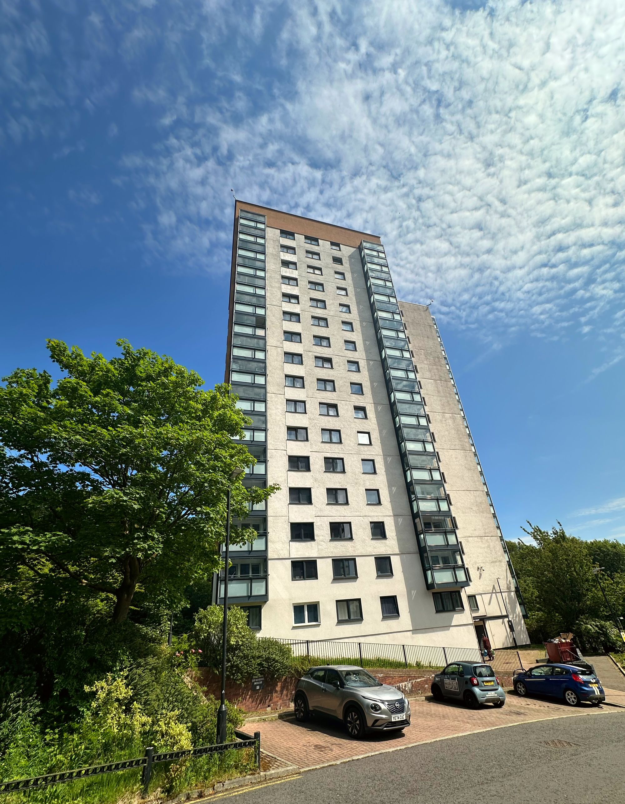 2 bed apartment for sale in Wheatley Court, Halifax, HX2