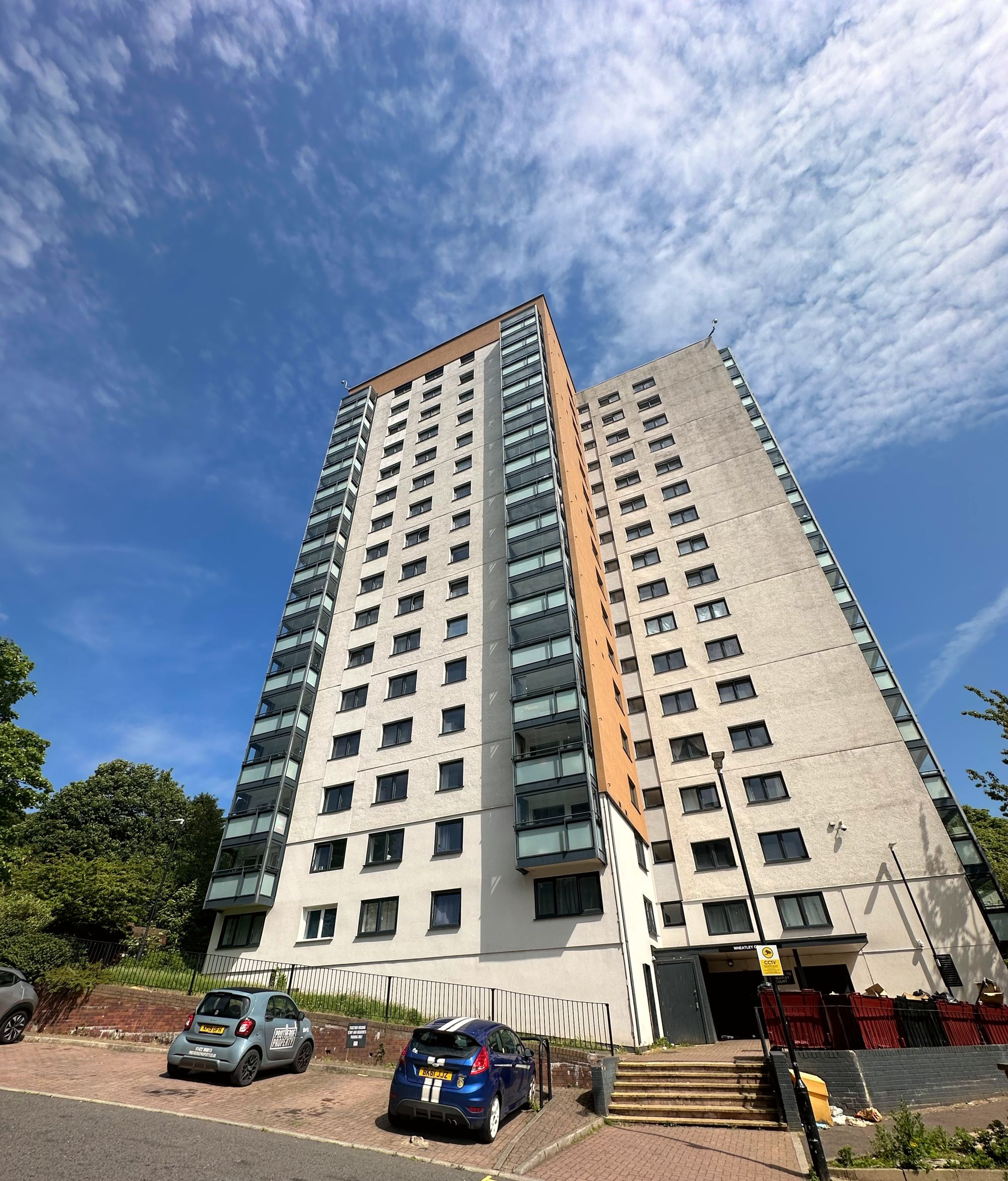 2 bed apartment for sale in Wheatley Court, Halifax  - Property Image 5