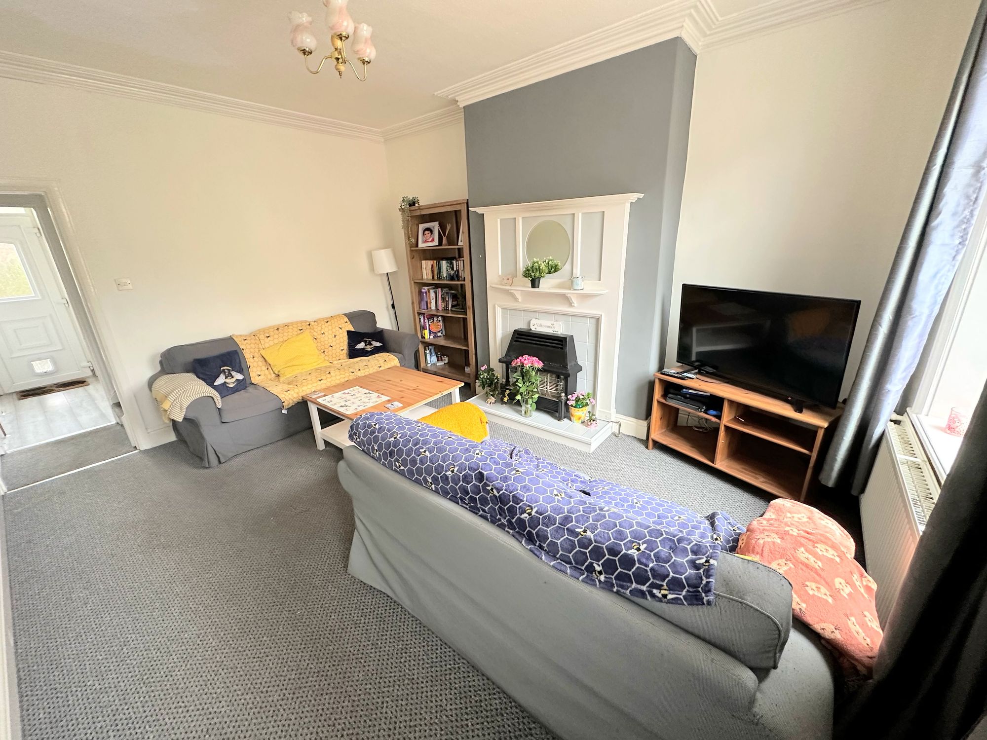 2 bed mid-terraced house for sale in Chester Place, Halifax  - Property Image 6