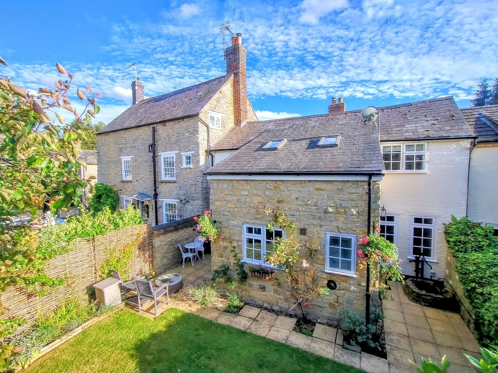 3 bed terraced house for sale in Church Street, Brackley  - Property Image 23